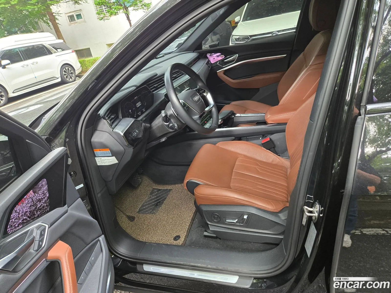 Audi e-tron 2022 — 6