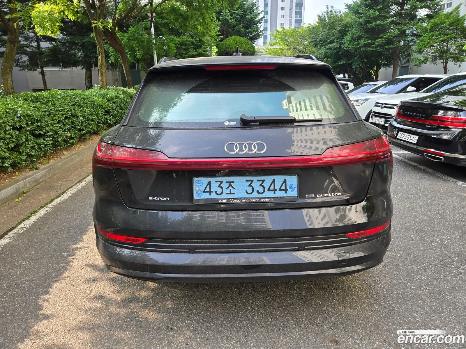 Audi e-tron 2022 — 3
