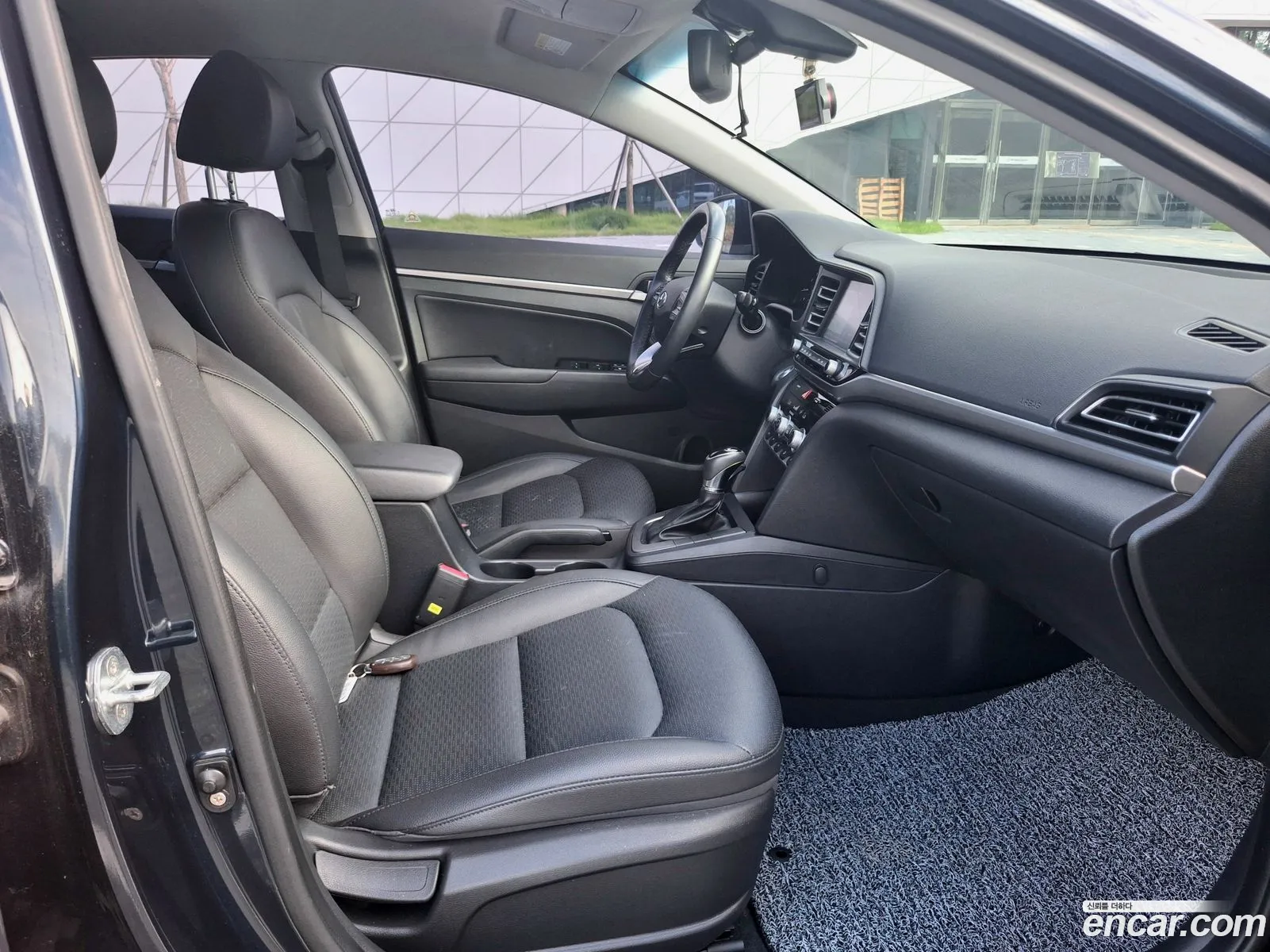 Hyundai Elantra AD 2019 — 8