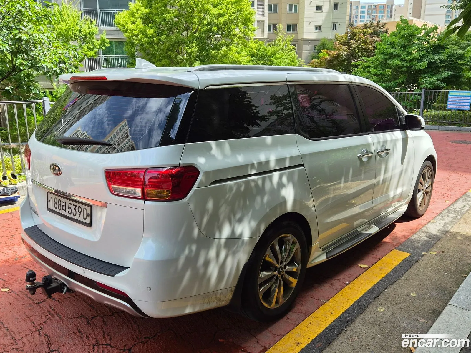 Kia Carnival 2016 — 10
