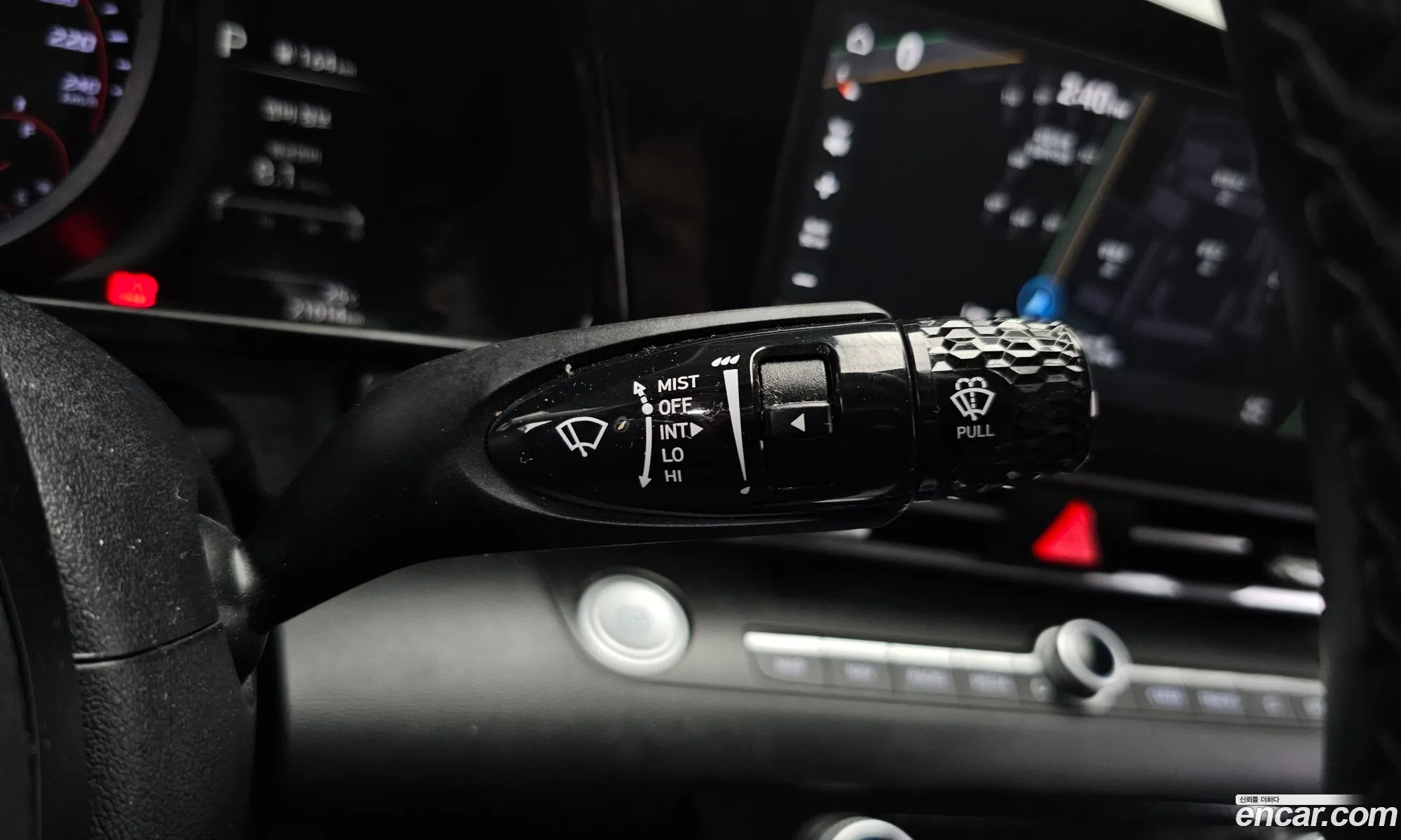 Hyundai Elantra 2021 — 24