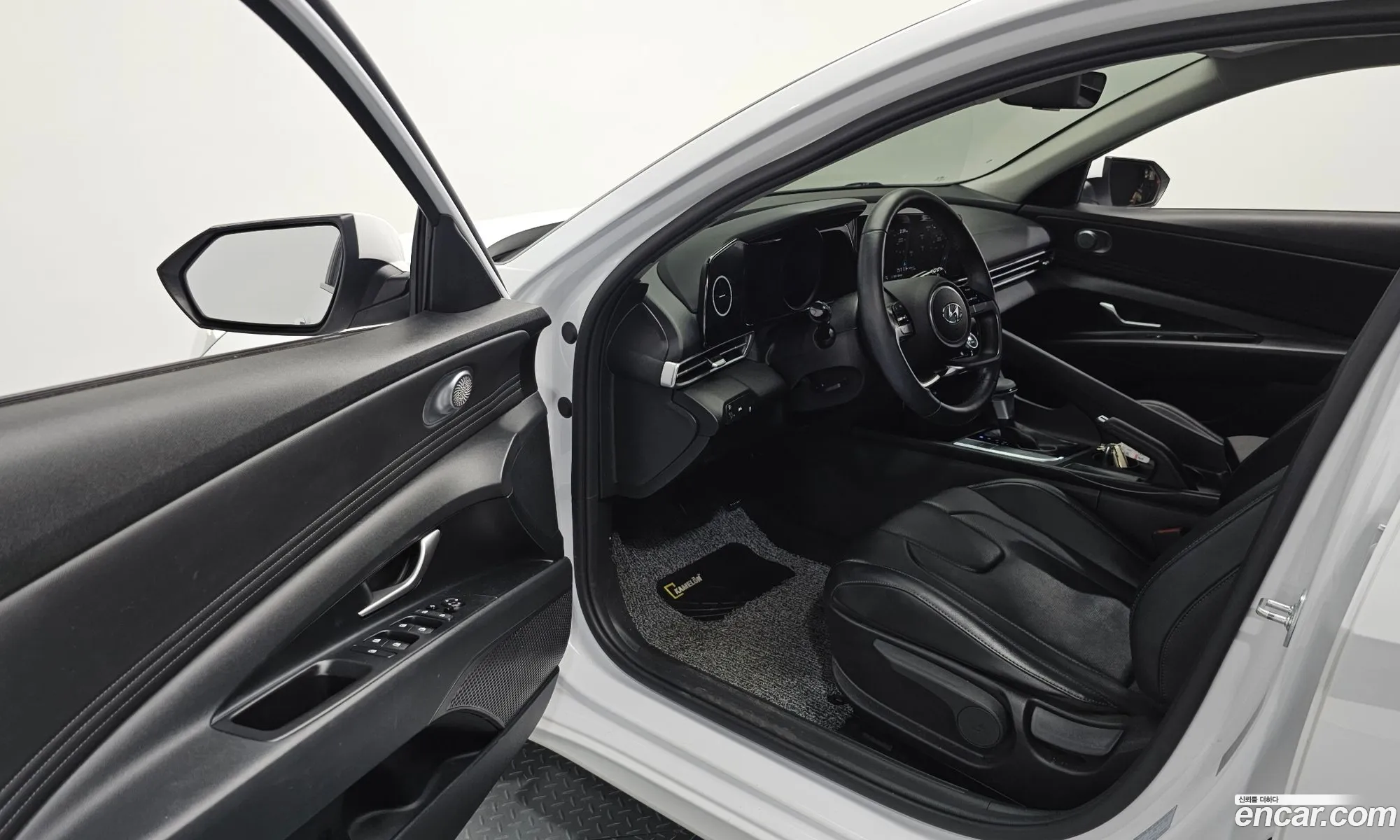 Hyundai Elantra 2021 — 29