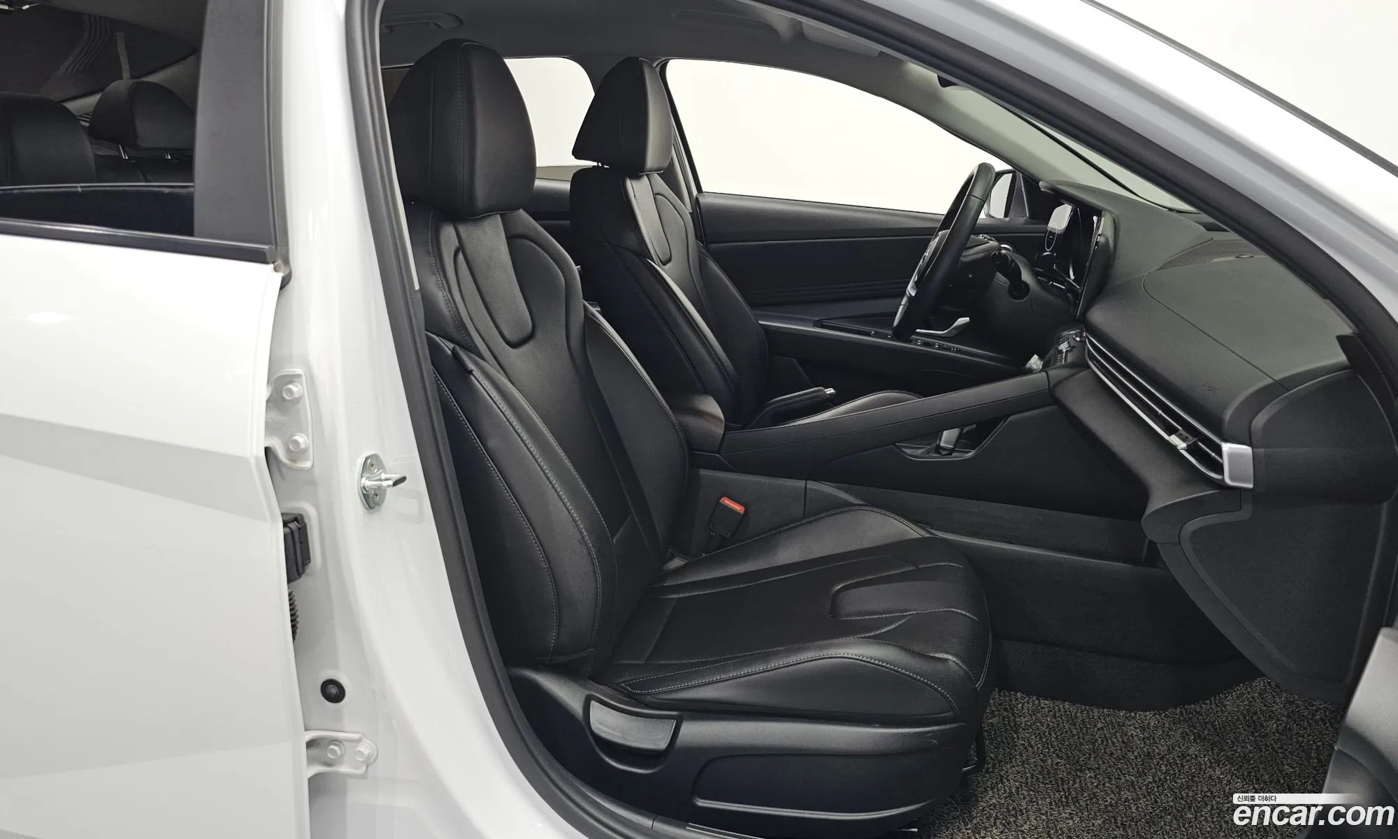 Hyundai Elantra 2021 — 5