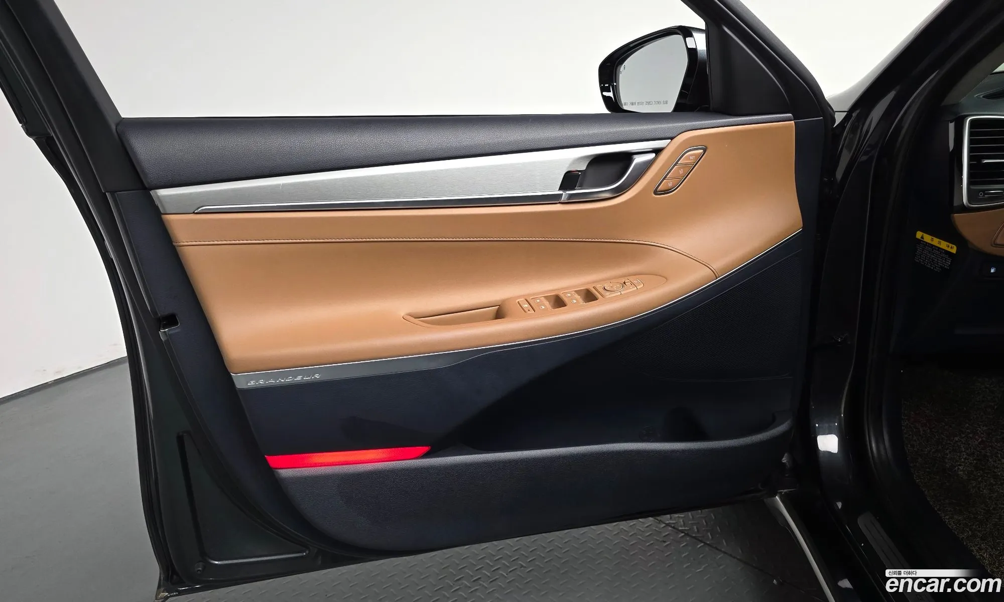 Hyundai Grandeur IG 2019 — 35