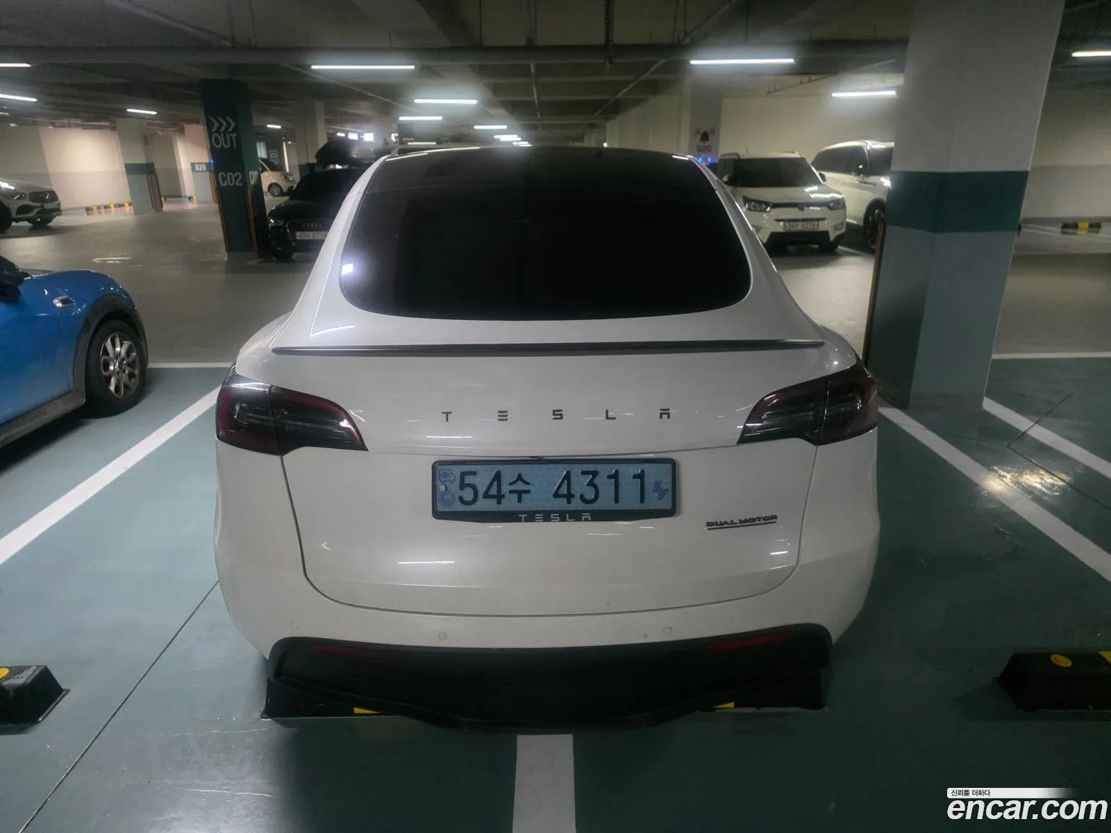 Tesla Model Y 2021 — 4