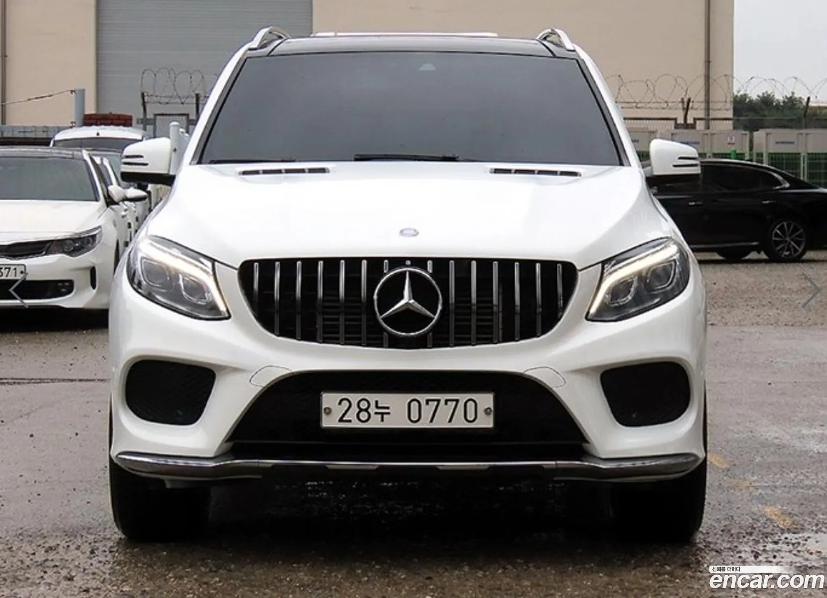 Mercedes-Benz GLE-Class W166 2016 — 2