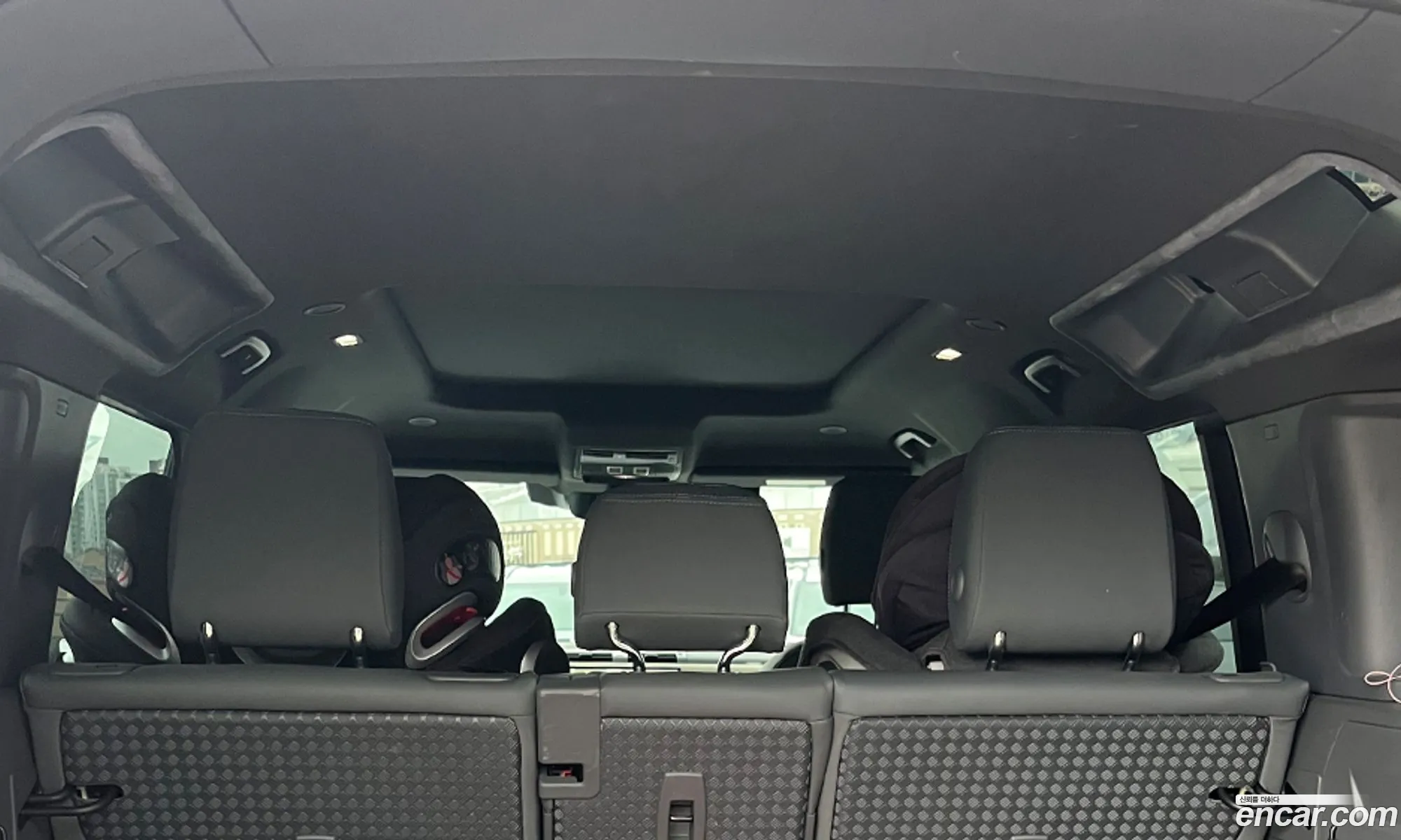 Land Rover Defender 2022 — 15