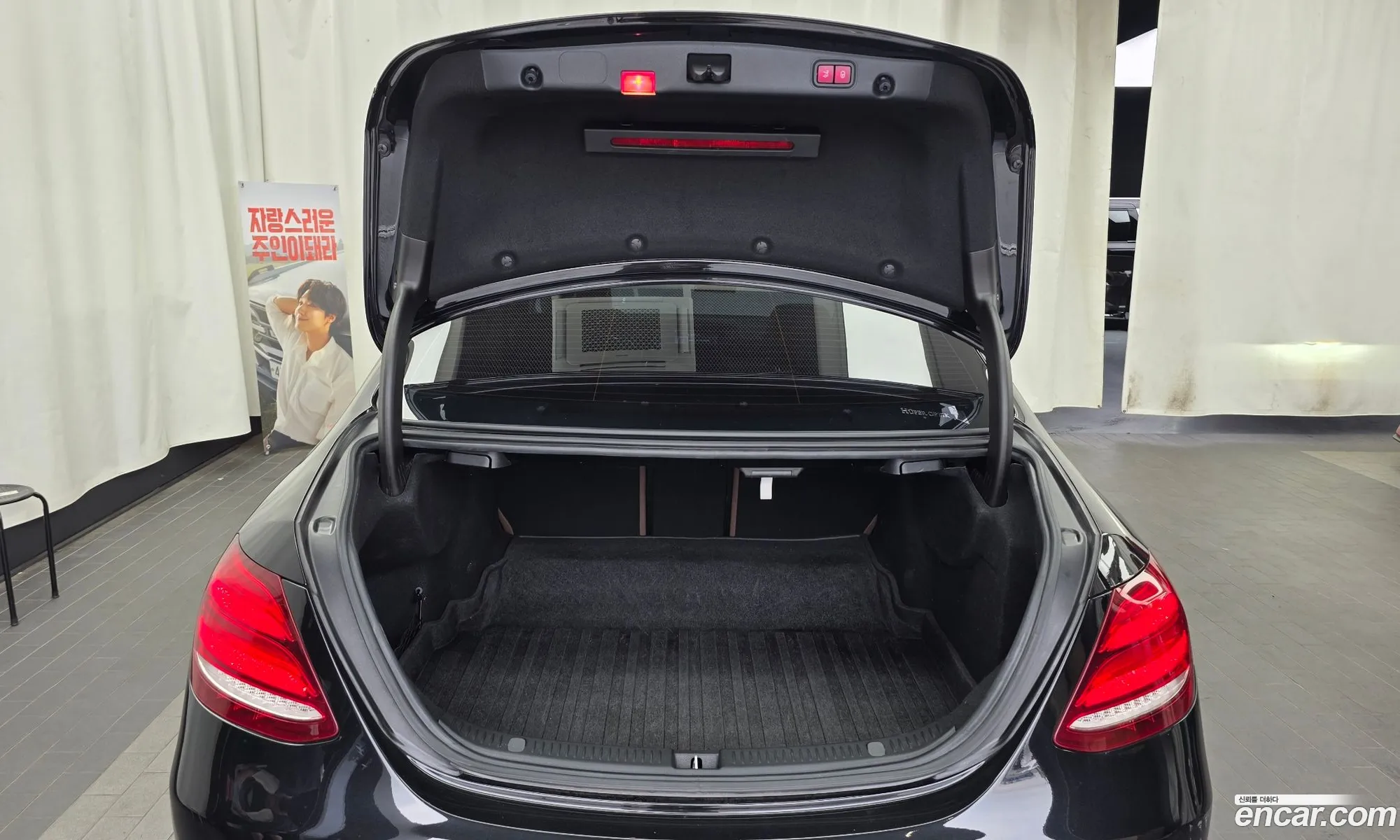 Mercedes-Benz E-Class W213 2017 WDDZF4JB2HA159269 — 9