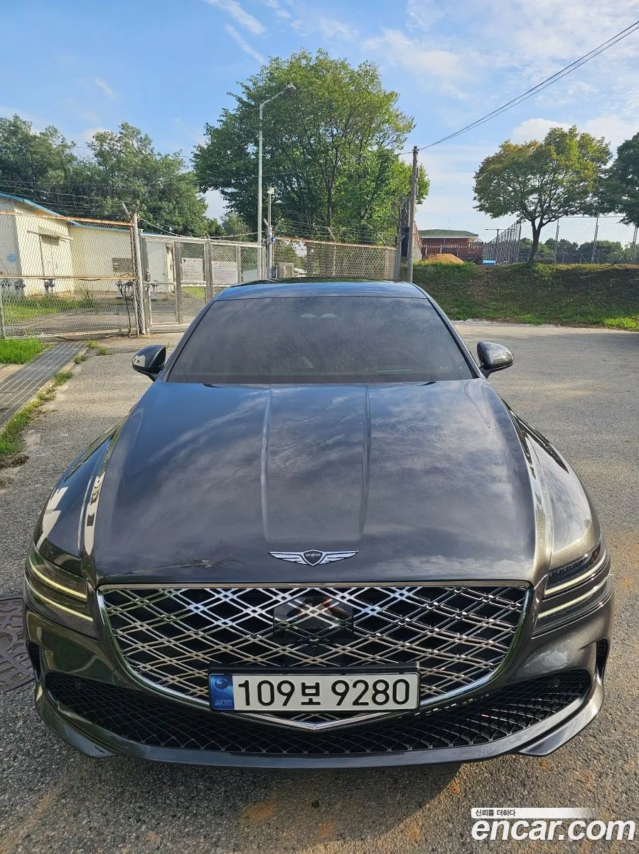 Genesis G80 2025 — 12
