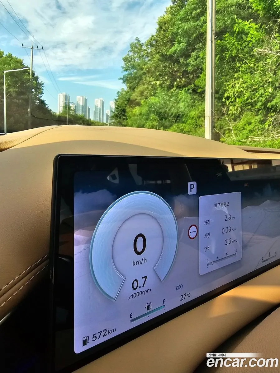 Genesis G80 2025 — 11