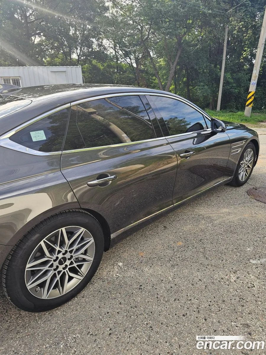 Genesis G80 2025 — 15