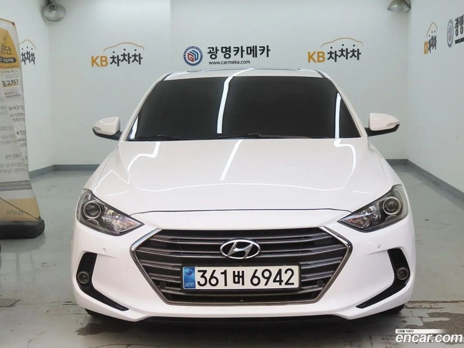 Hyundai Elantra AD 2017 — 19