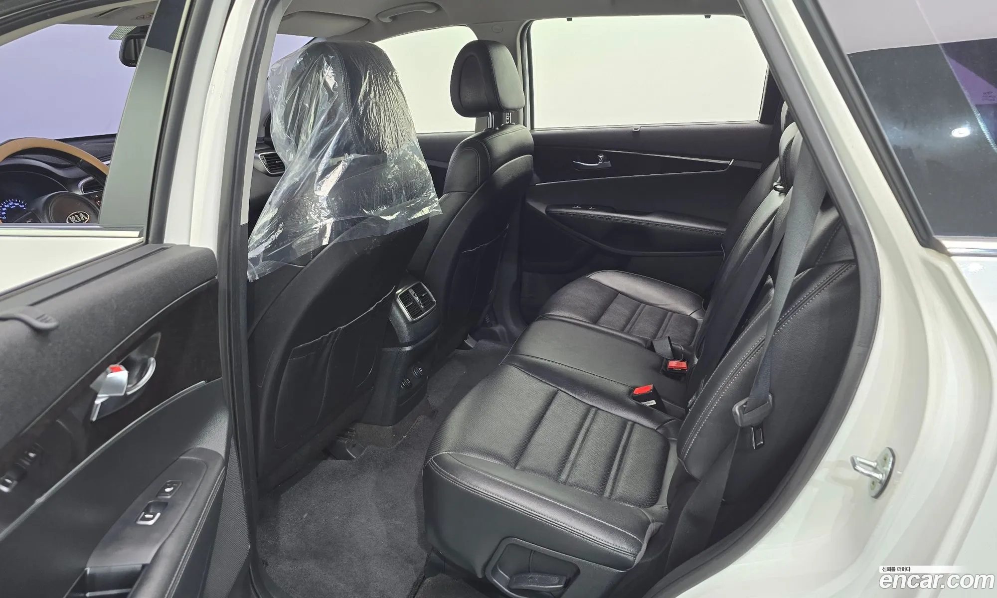Kia Sorento 2015 KNAPS81ABFA103502 — 4
