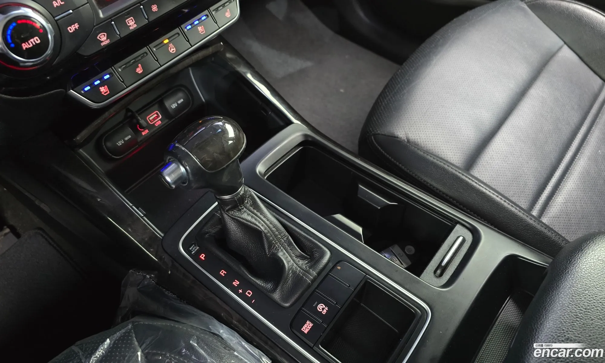 Kia Sorento 2015 KNAPS81ABFA103502 — 16