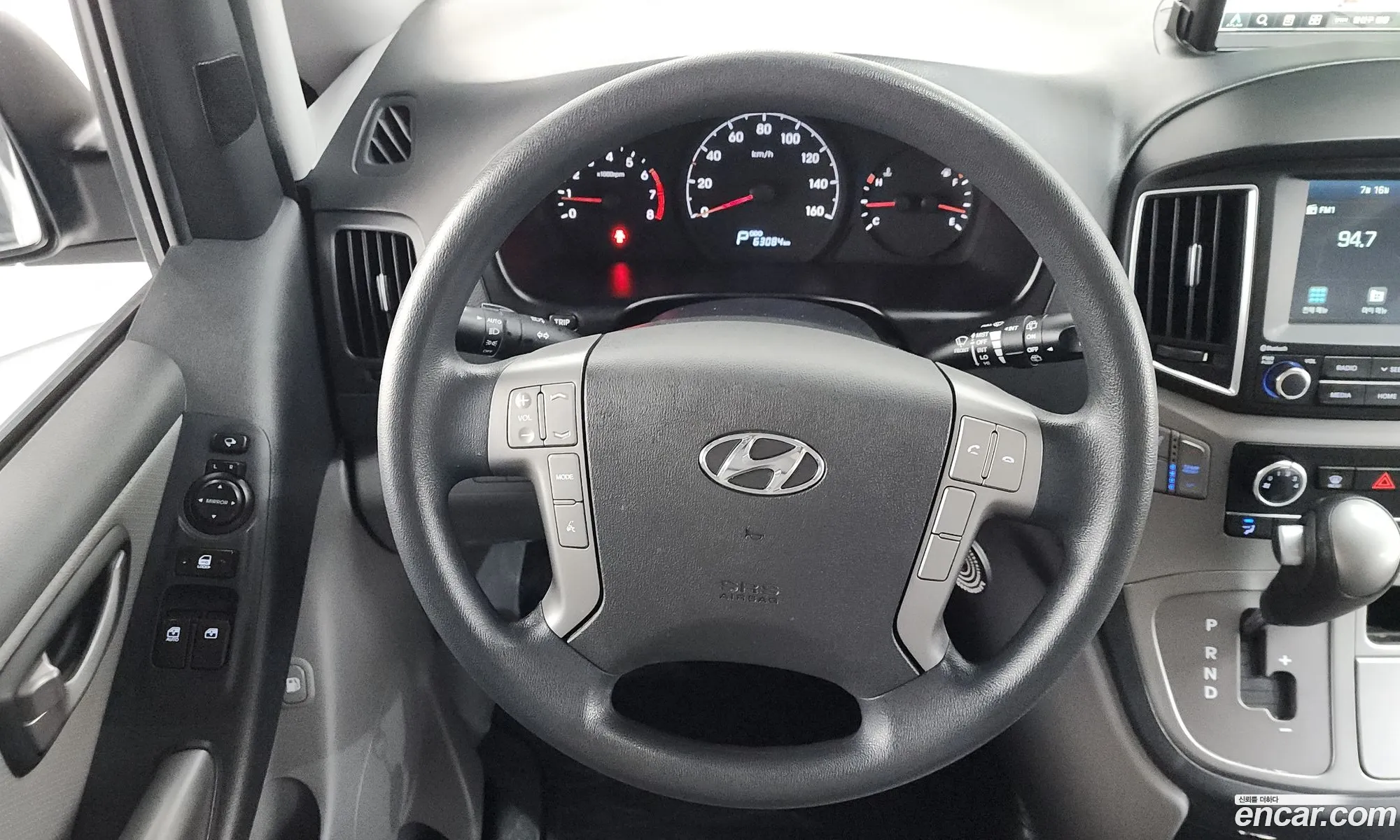 Hyundai Grand Starex 2020 — 20
