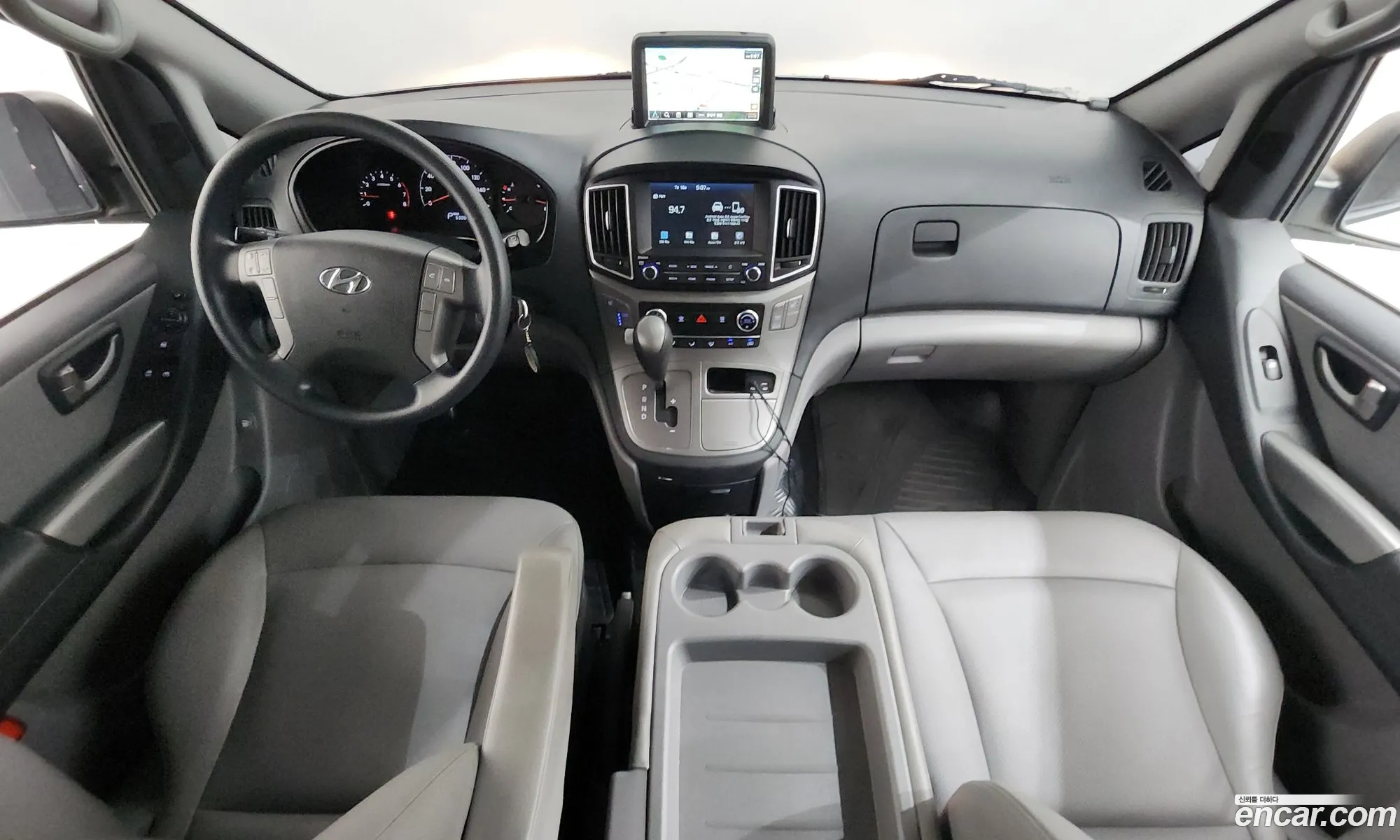 Hyundai Grand Starex 2020 — 2