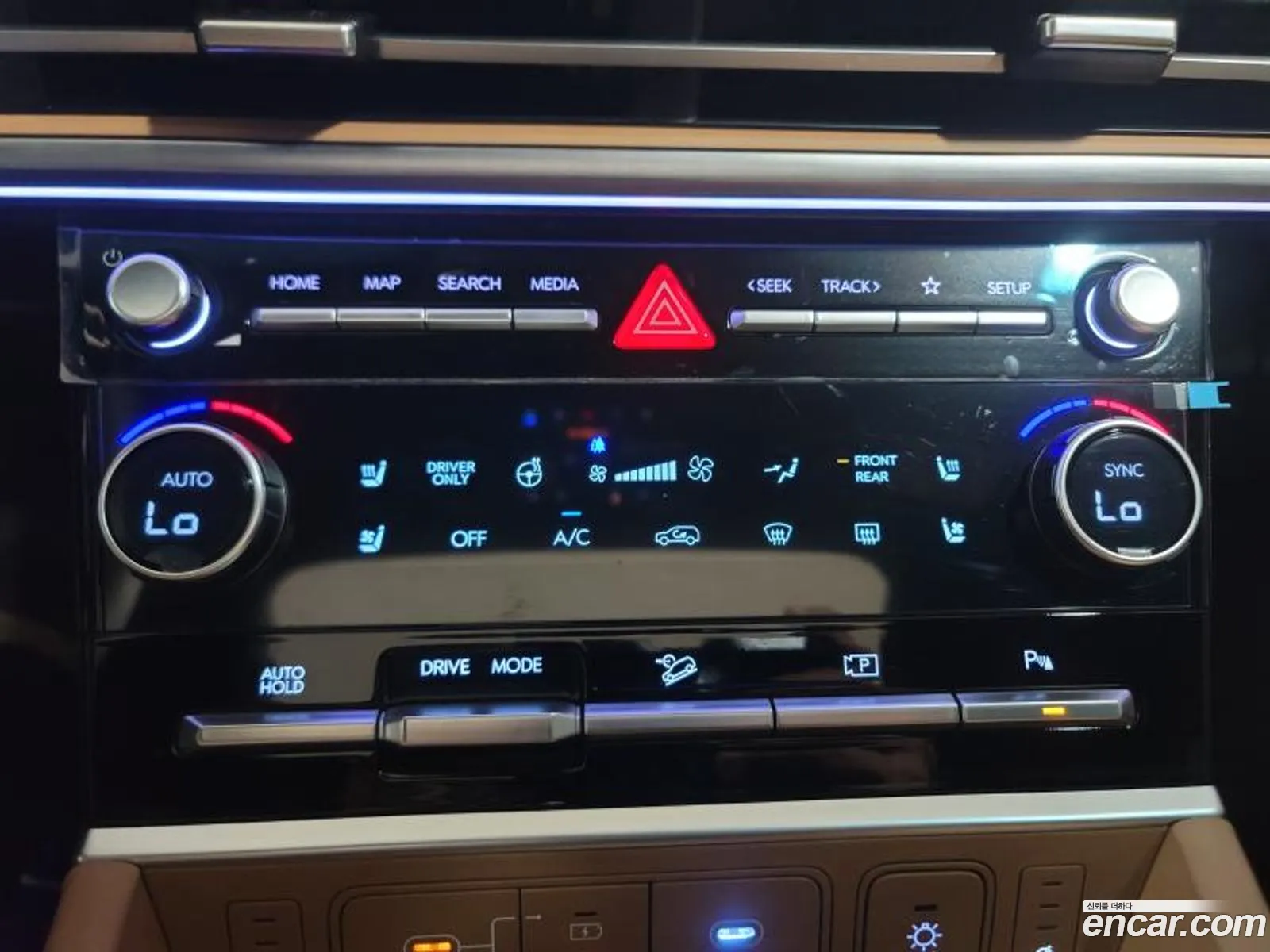 Hyundai Santa Fe 2025 — 17