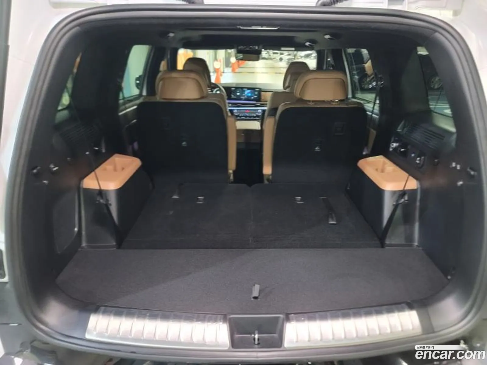 Hyundai Santa Fe 2025 — 4