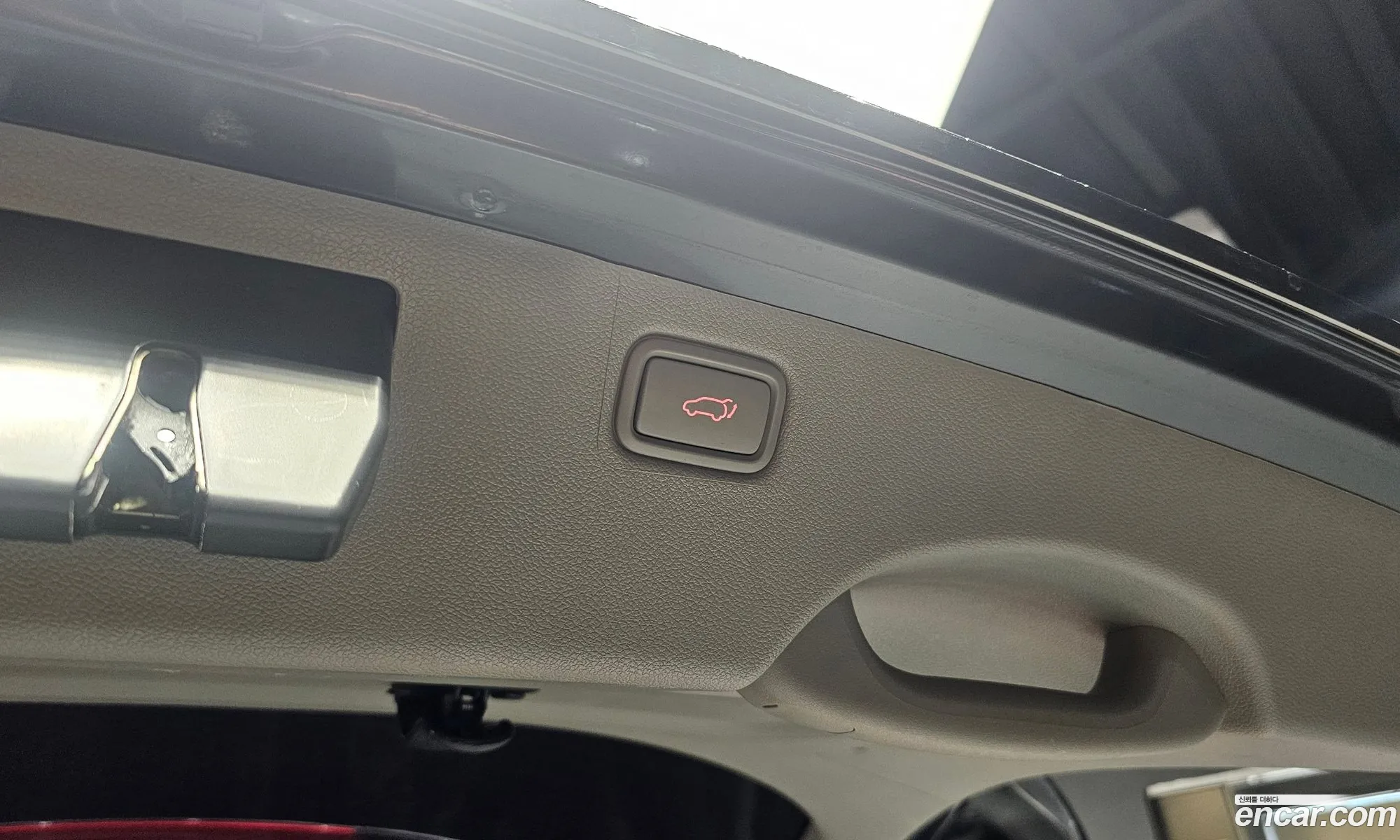 Kia Carnival 2019 KNAME811BKS590648 — 6