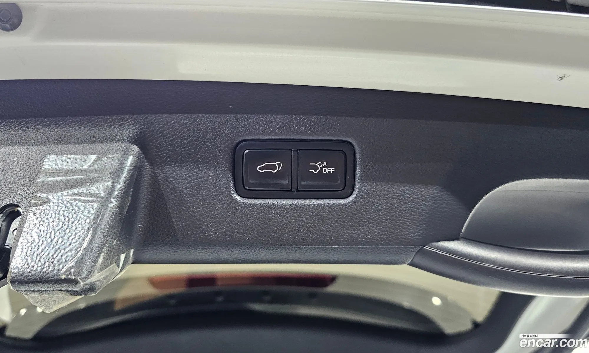 Kia Carnival 2023 KNANC81BBPS387110 — 4