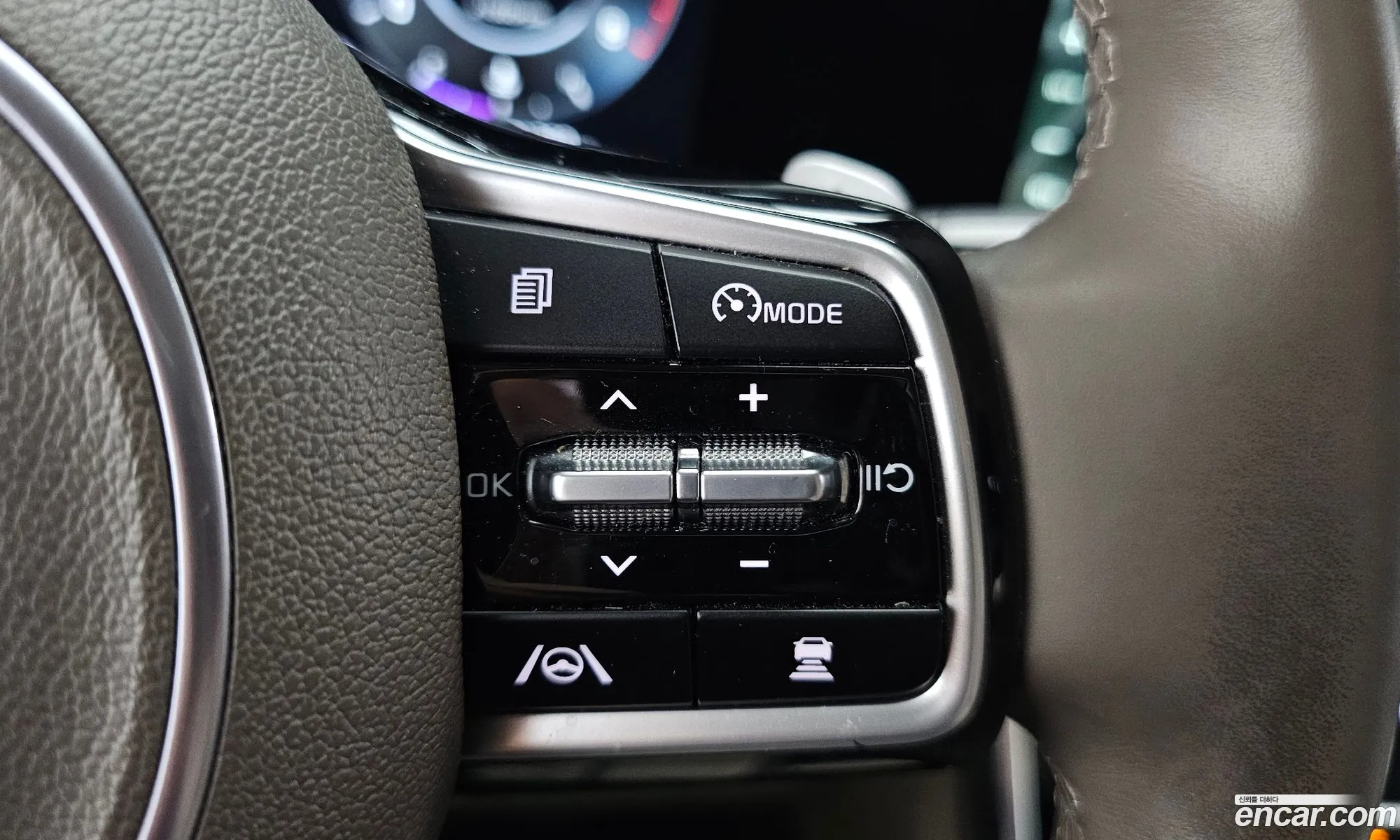 Kia Carnival 2023 KNANE813BPS252804 — 29