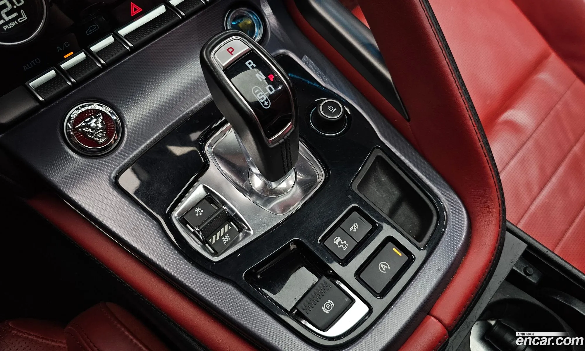 Jaguar F-Type 2019 SAJDB1BX0KCK58923 — 9