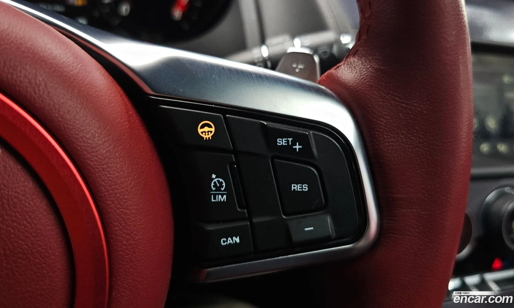 Jaguar F-Type 2019 SAJDB1BX0KCK58923 — 4