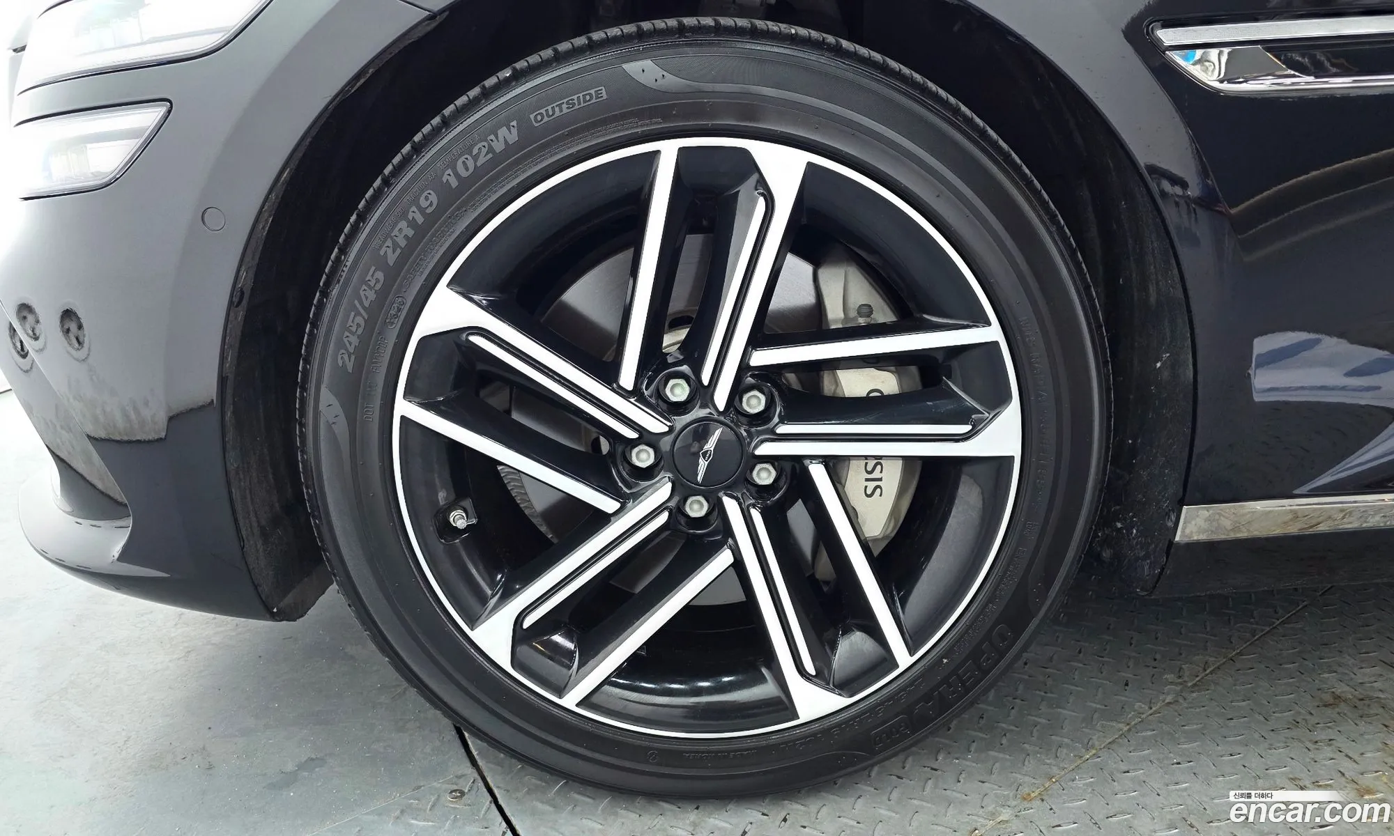 Genesis G80 2024 — 32