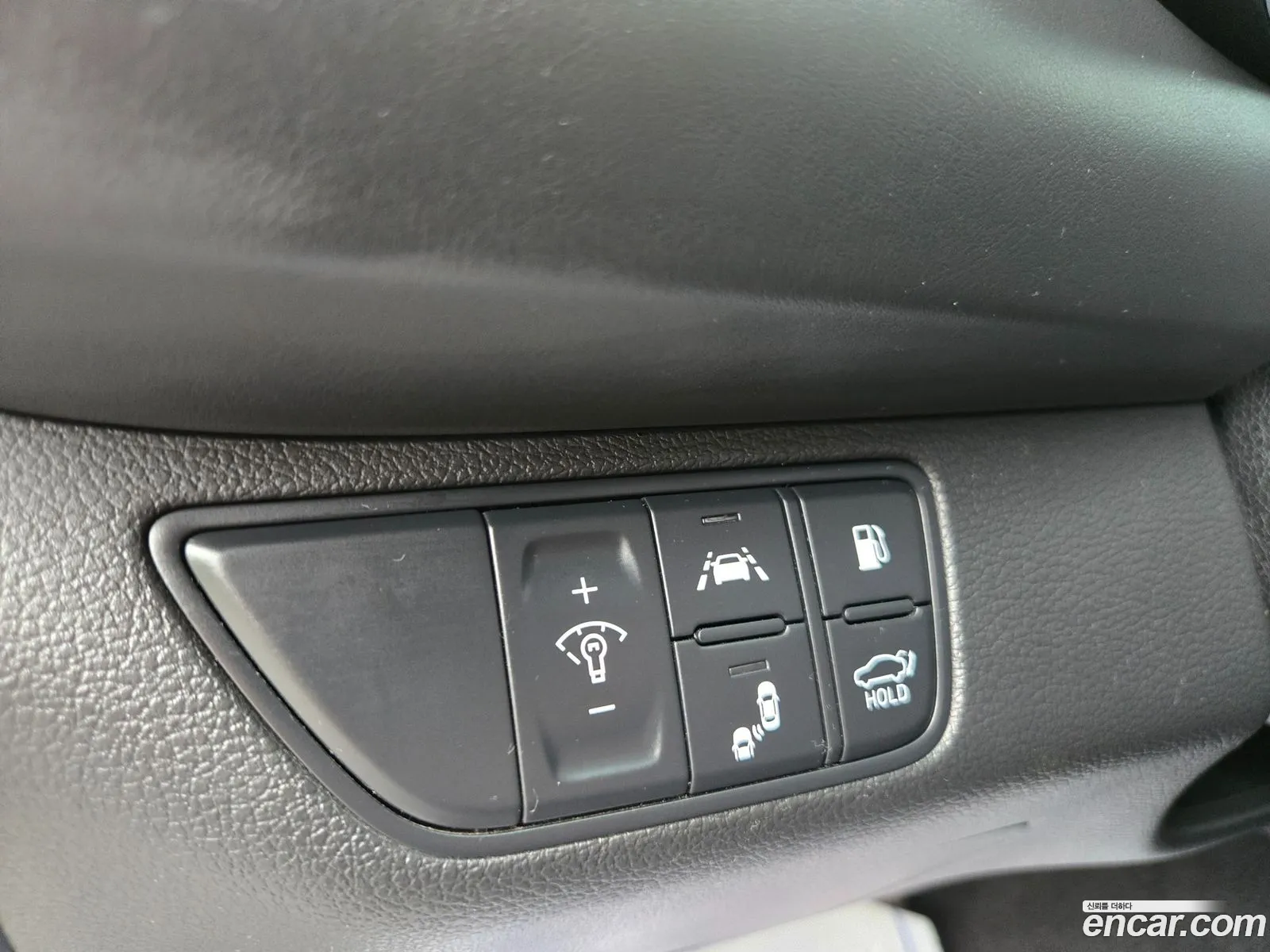 Genesis G70 2019 — 9