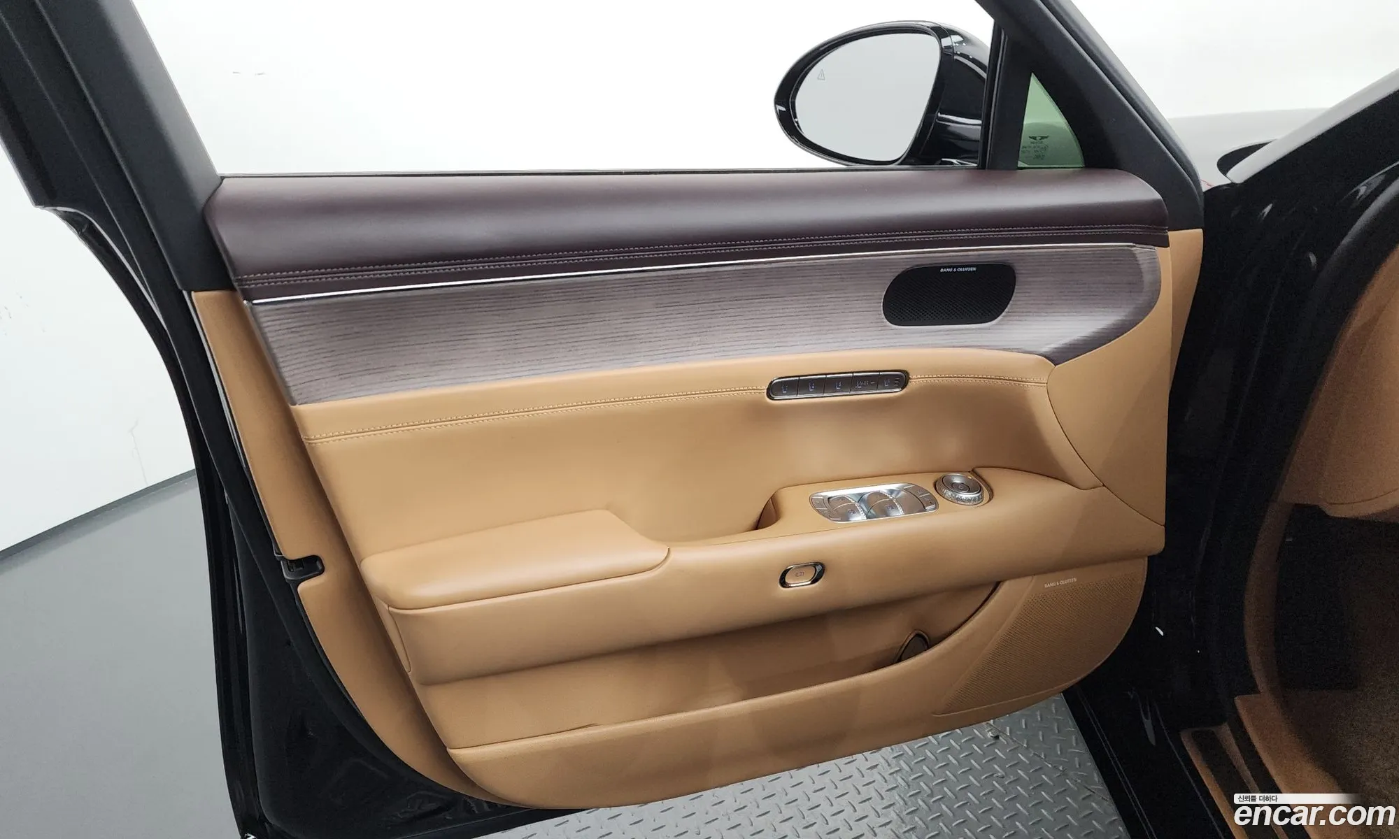 Genesis G90 2022 KMTFA41DDNU010055 — 34