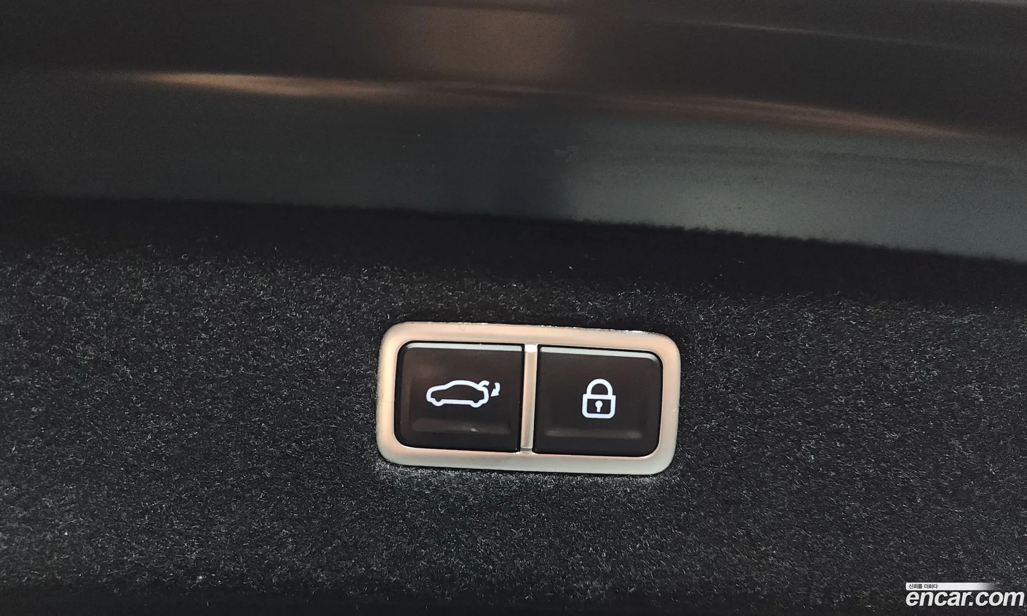 Genesis G90 2022 KMTFA41DDNU010055 — 12