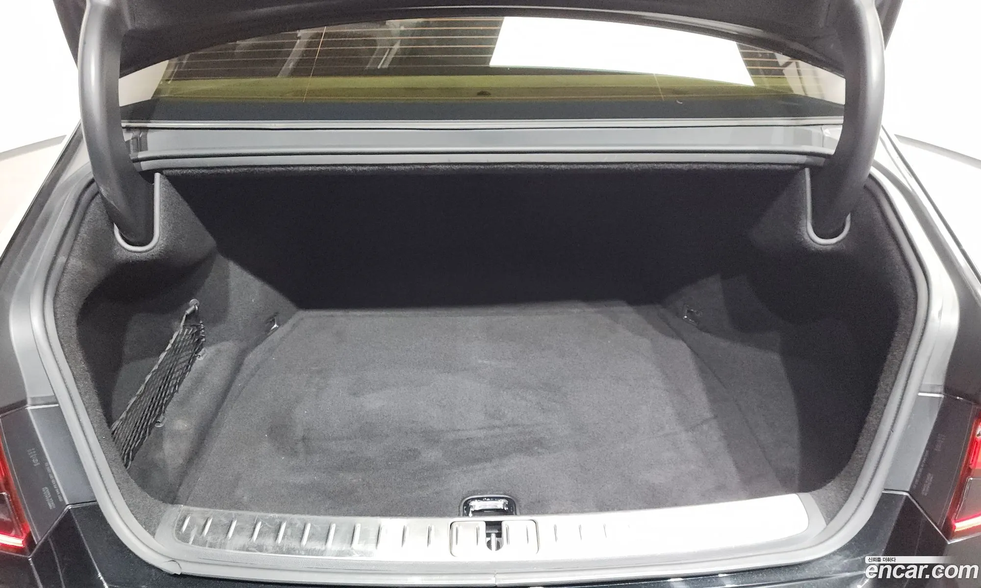 Genesis G90 2022 KMTFA41DDNU010055 — 27