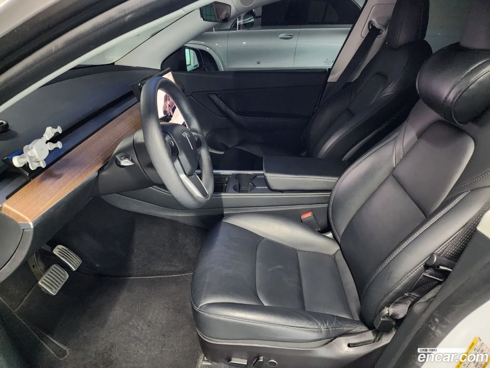 Tesla Model Y 2022 — 2