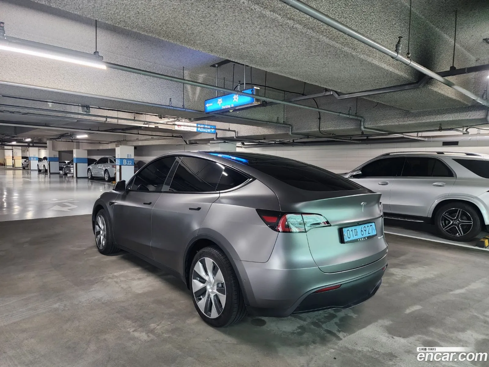 Tesla Model Y 2022 — 7