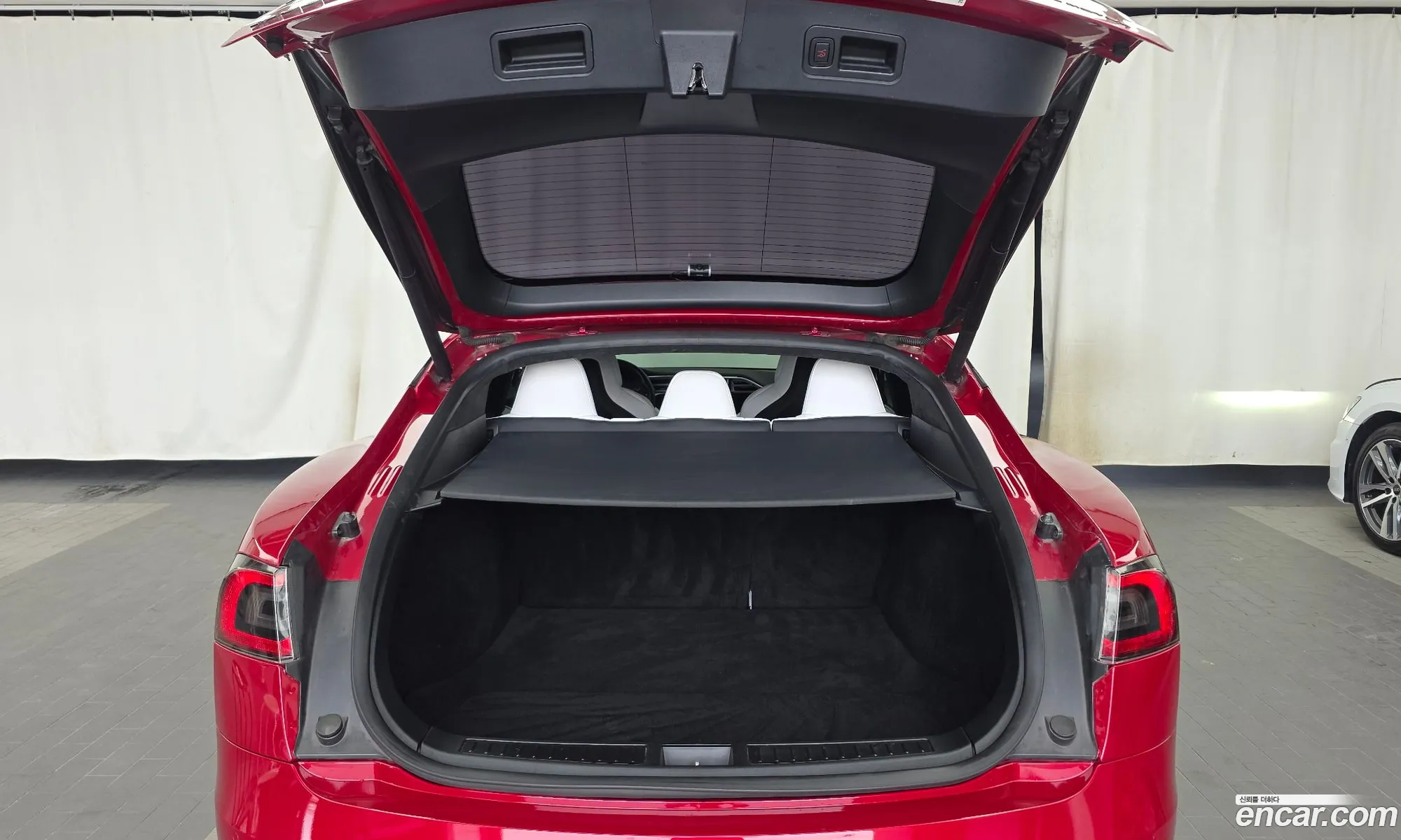 Tesla Model S 2017 5YJSA1E28HF208498 — 20