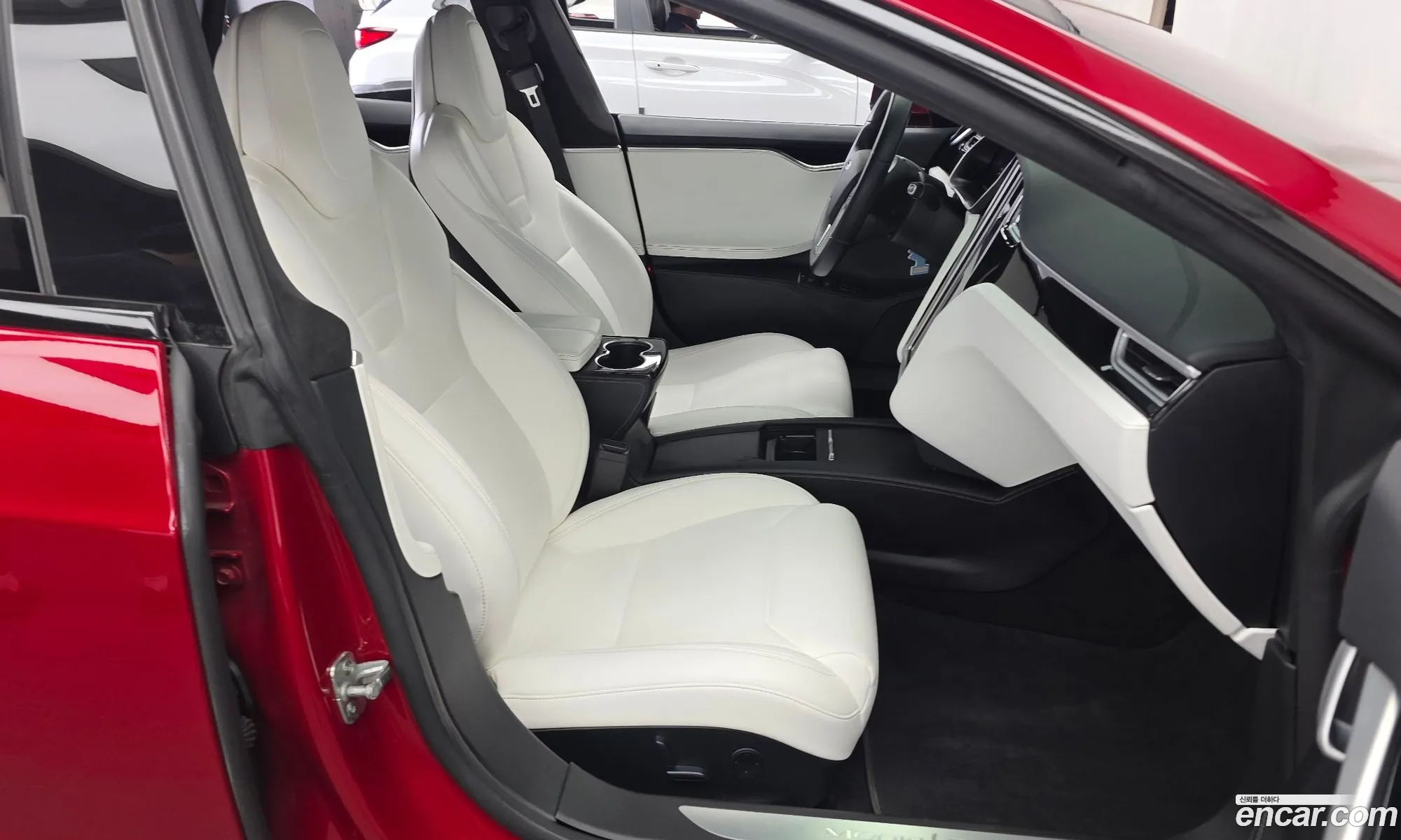 Tesla Model S 2017 5YJSA1E28HF208498 — 10