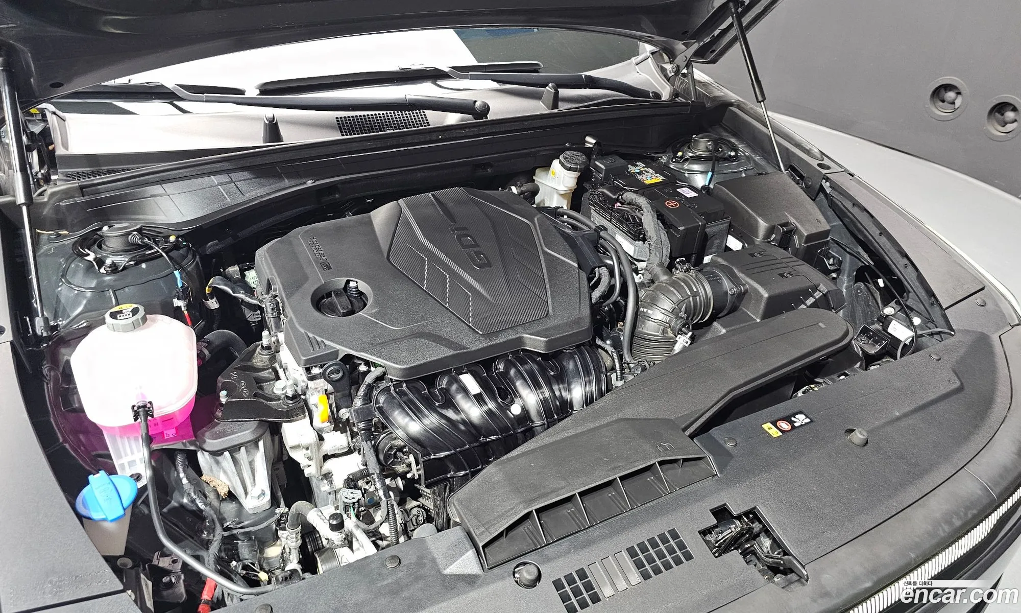 Kia K8 2024 — 18