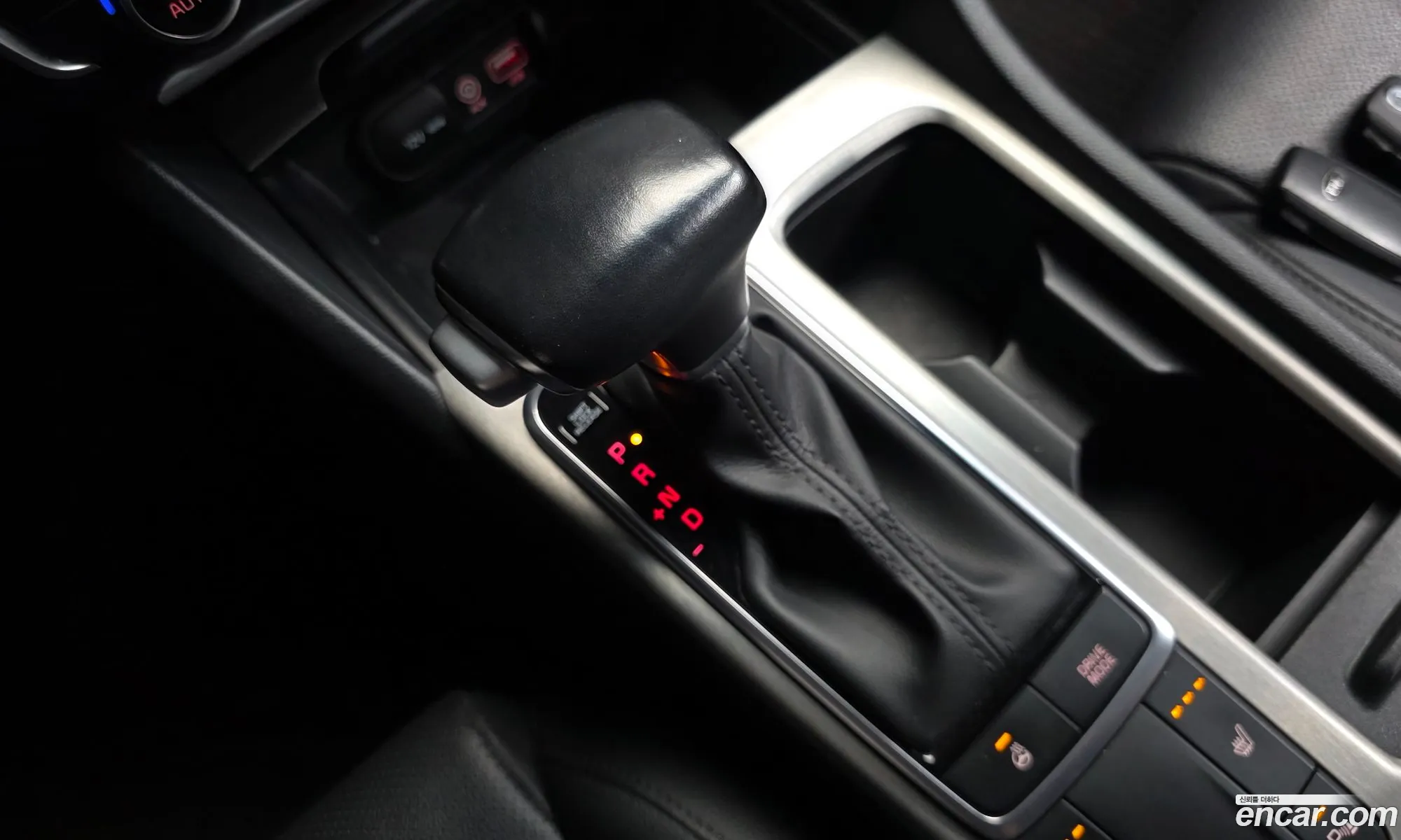 Kia K5 2017 — 19