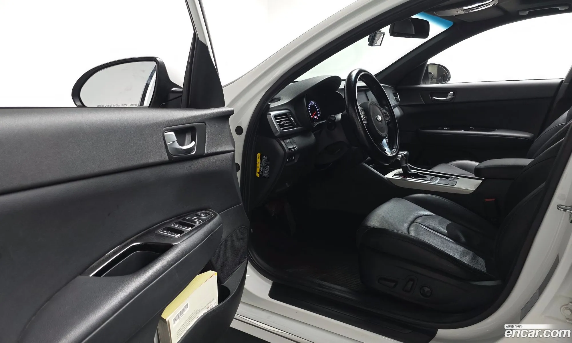 Kia K5 2017 — 23