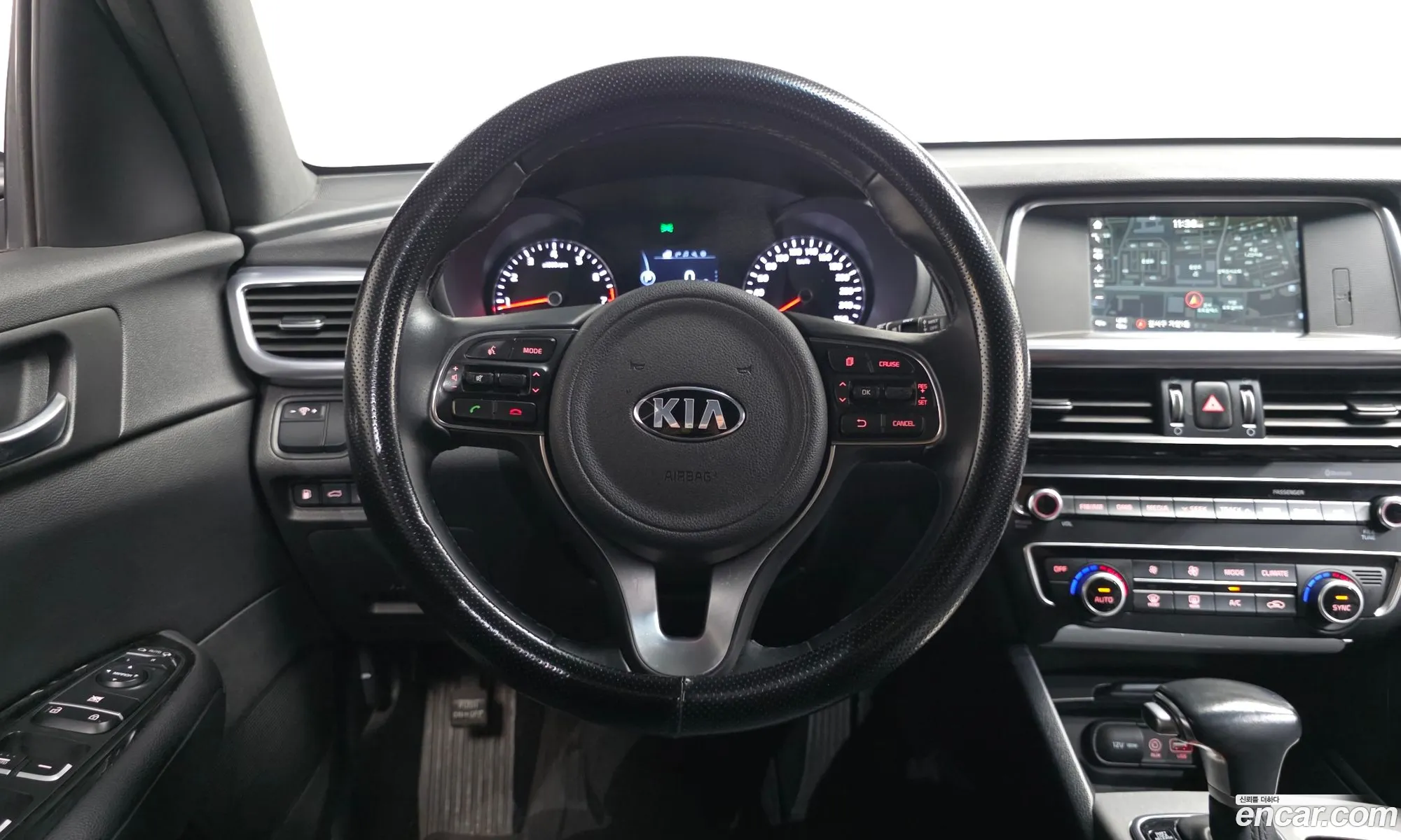 Kia K5 2017 — 11