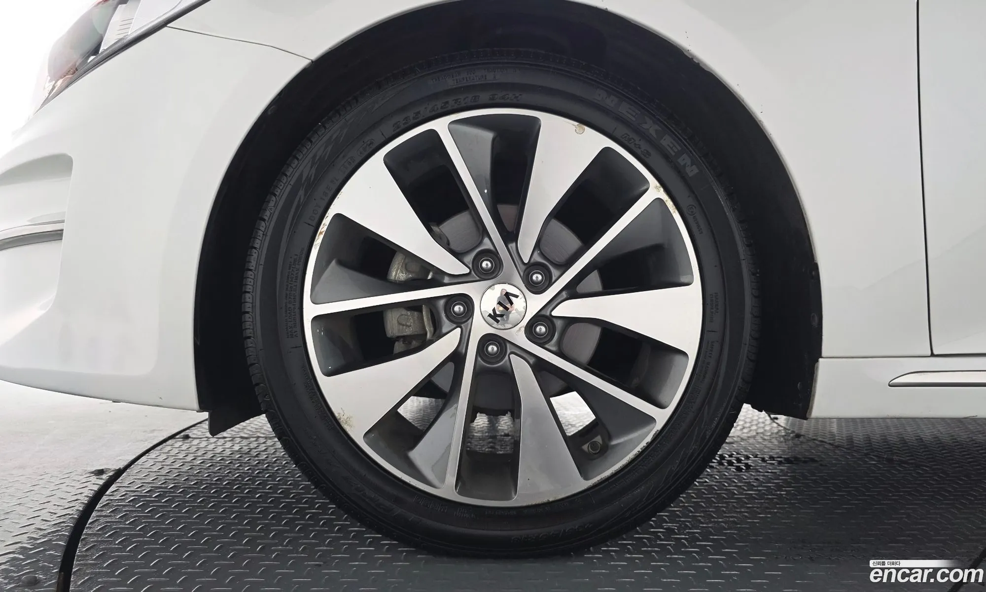 Kia K5 2017 — 31