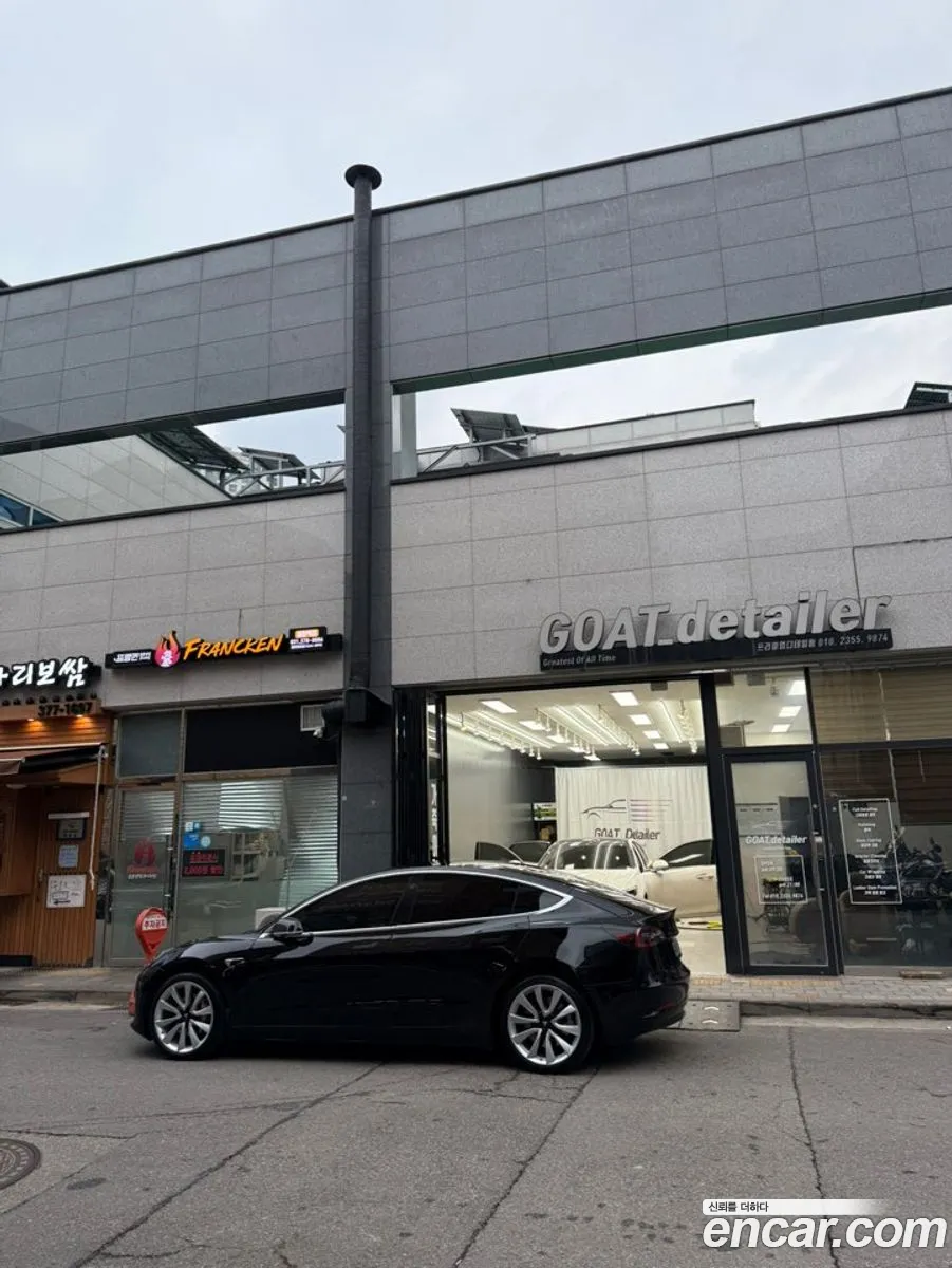 Tesla Model 3 2020 — 3
