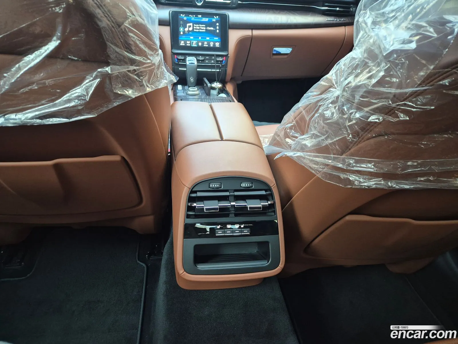 Maserati Quattroporte 2019 — 16