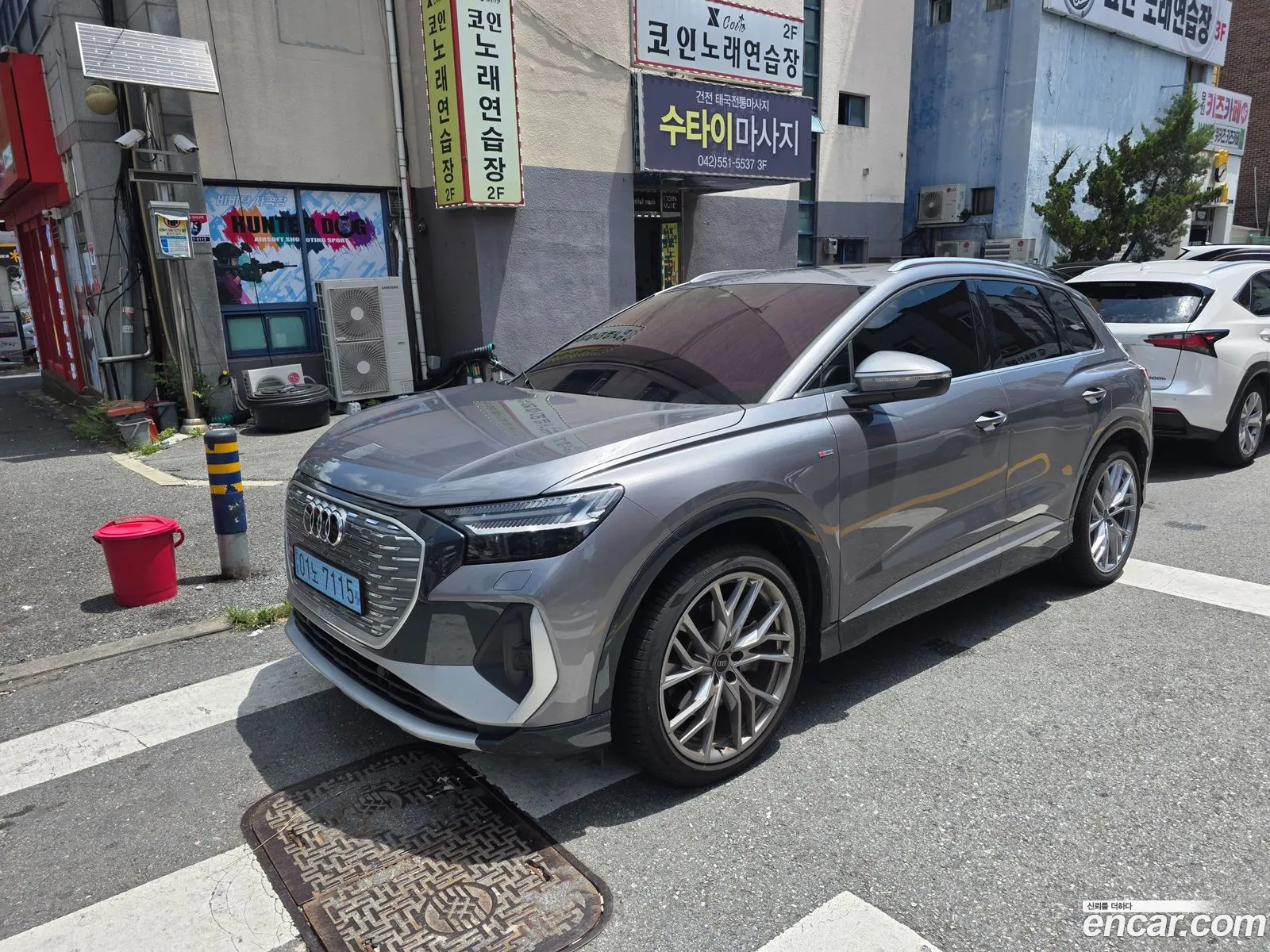Audi Q4 e-tron 2025 — 4