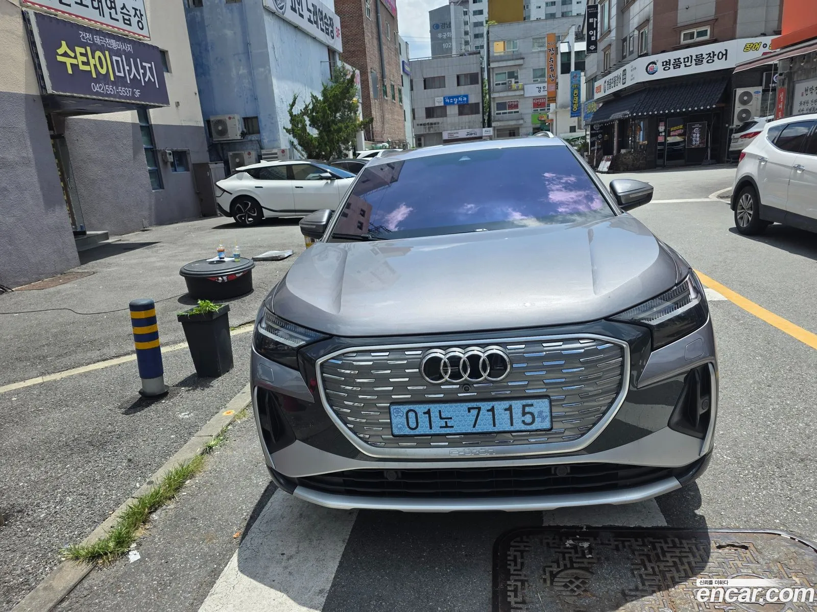 Audi Q4 e-tron 2025 — 14