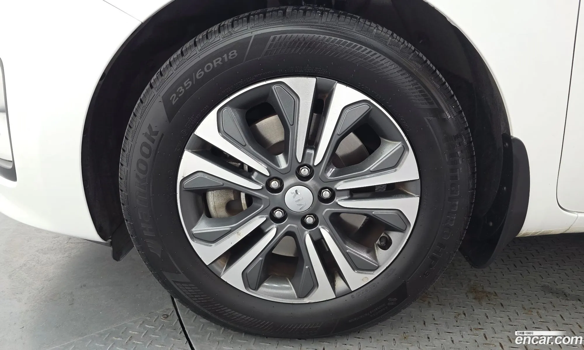 Kia Carnival 2019 KNHMF37ABKS563409 — 10