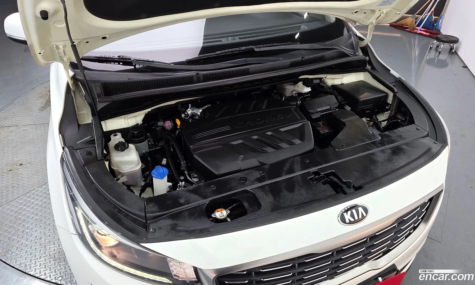 Kia Carnival 2019 KNHMF37ABKS563409 — 9