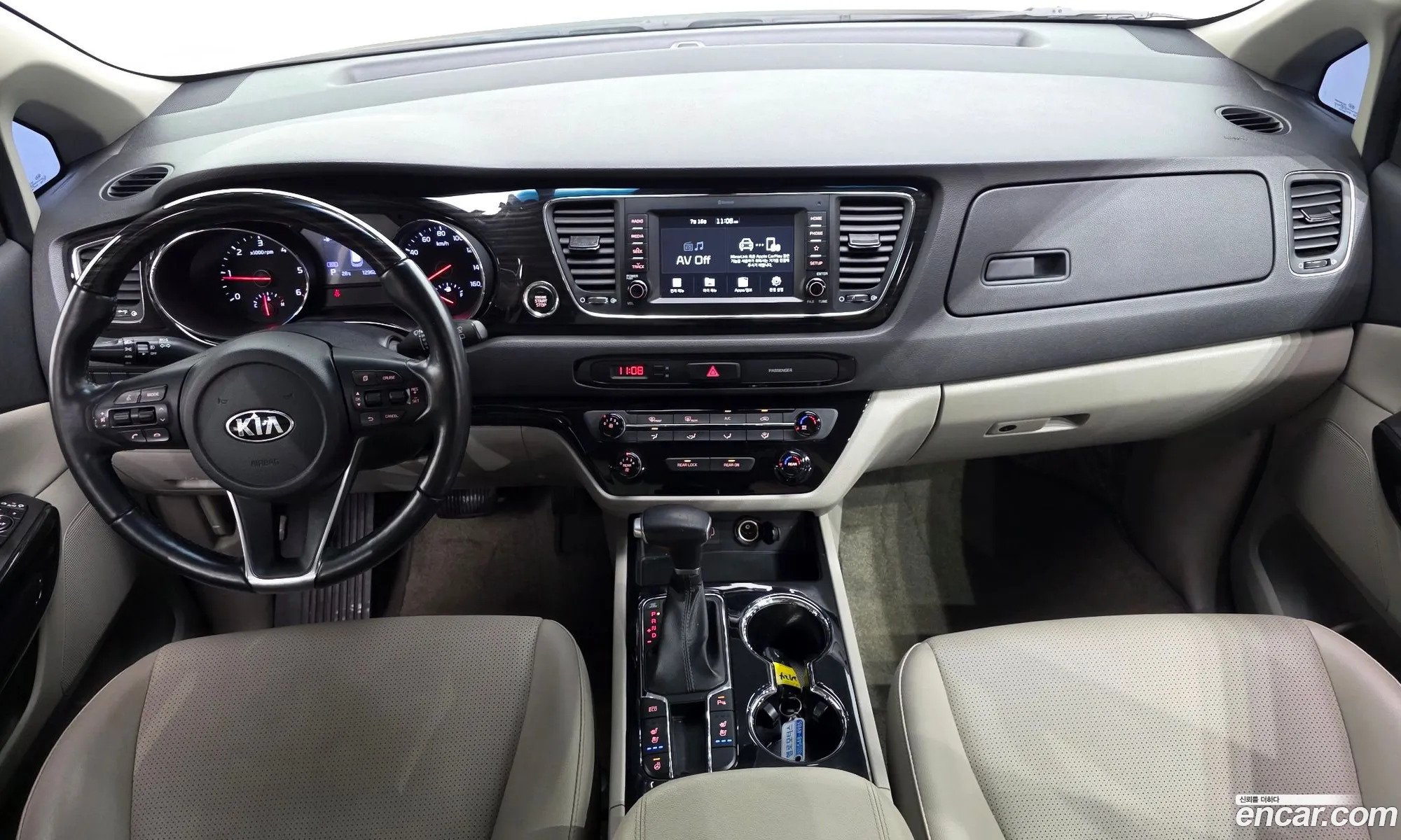 Kia Carnival 2019 KNHMF37ABKS563409 — 3