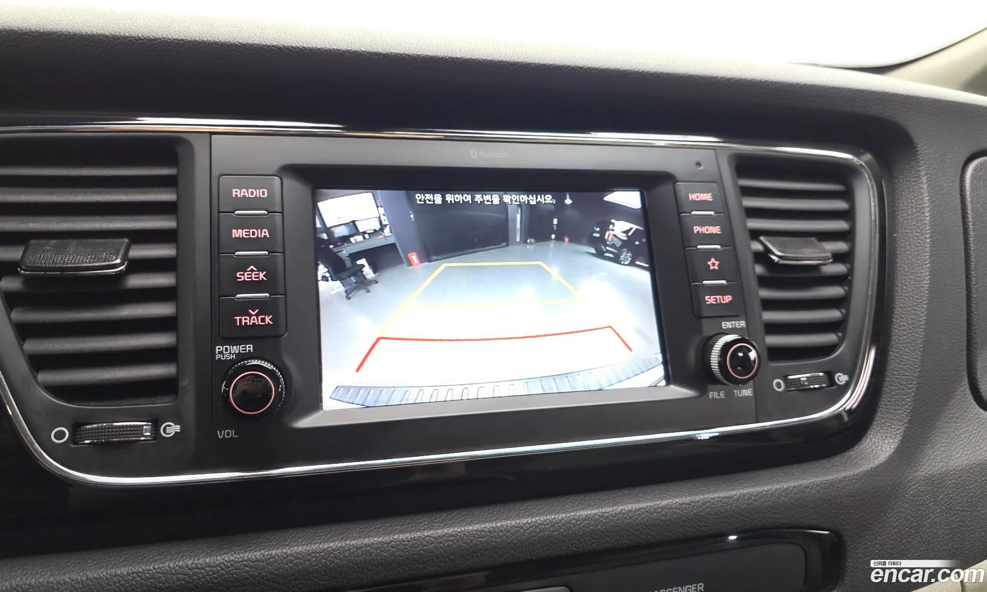 Kia Carnival 2019 KNHMF37ABKS563409 — 5