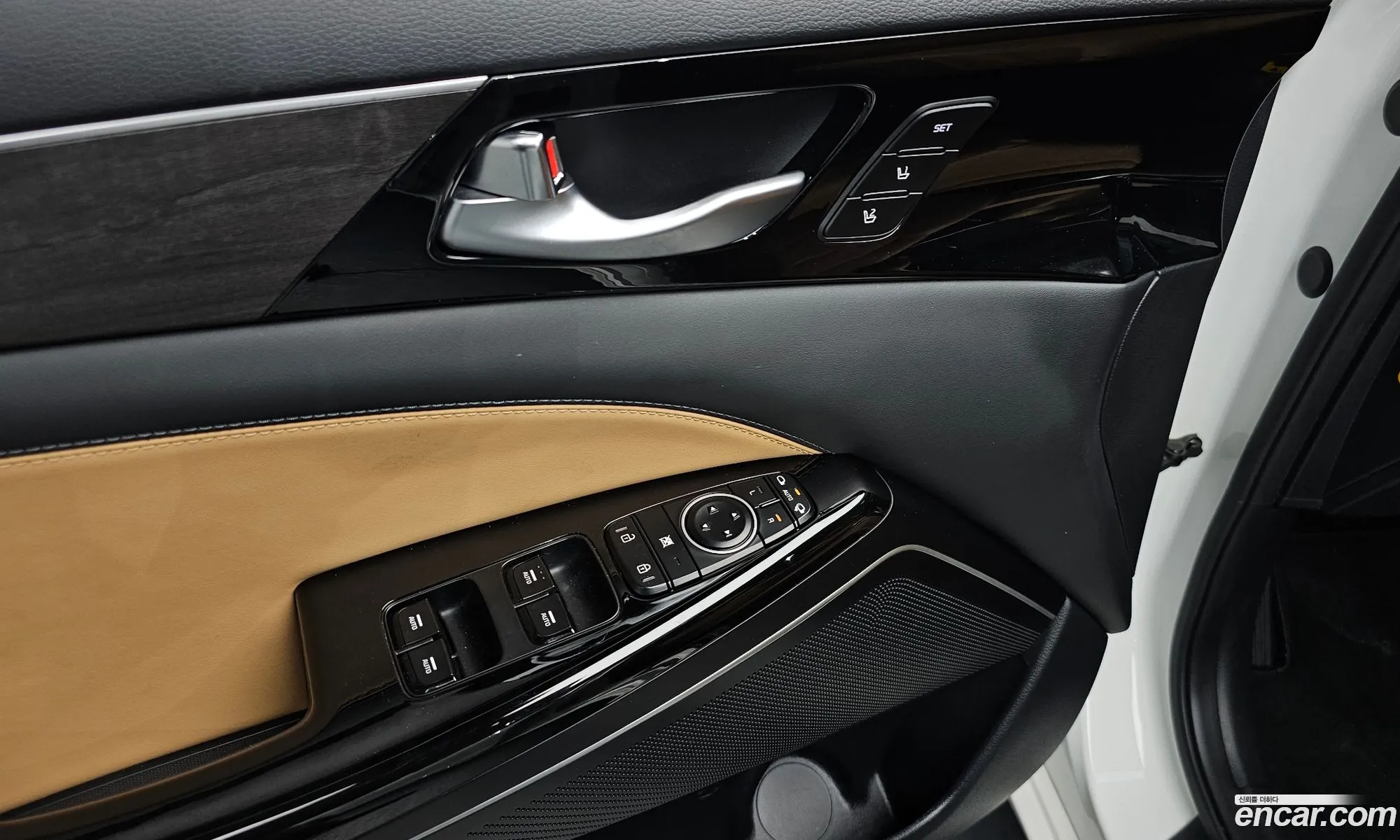 Kia K7 Premier 2019 — 33